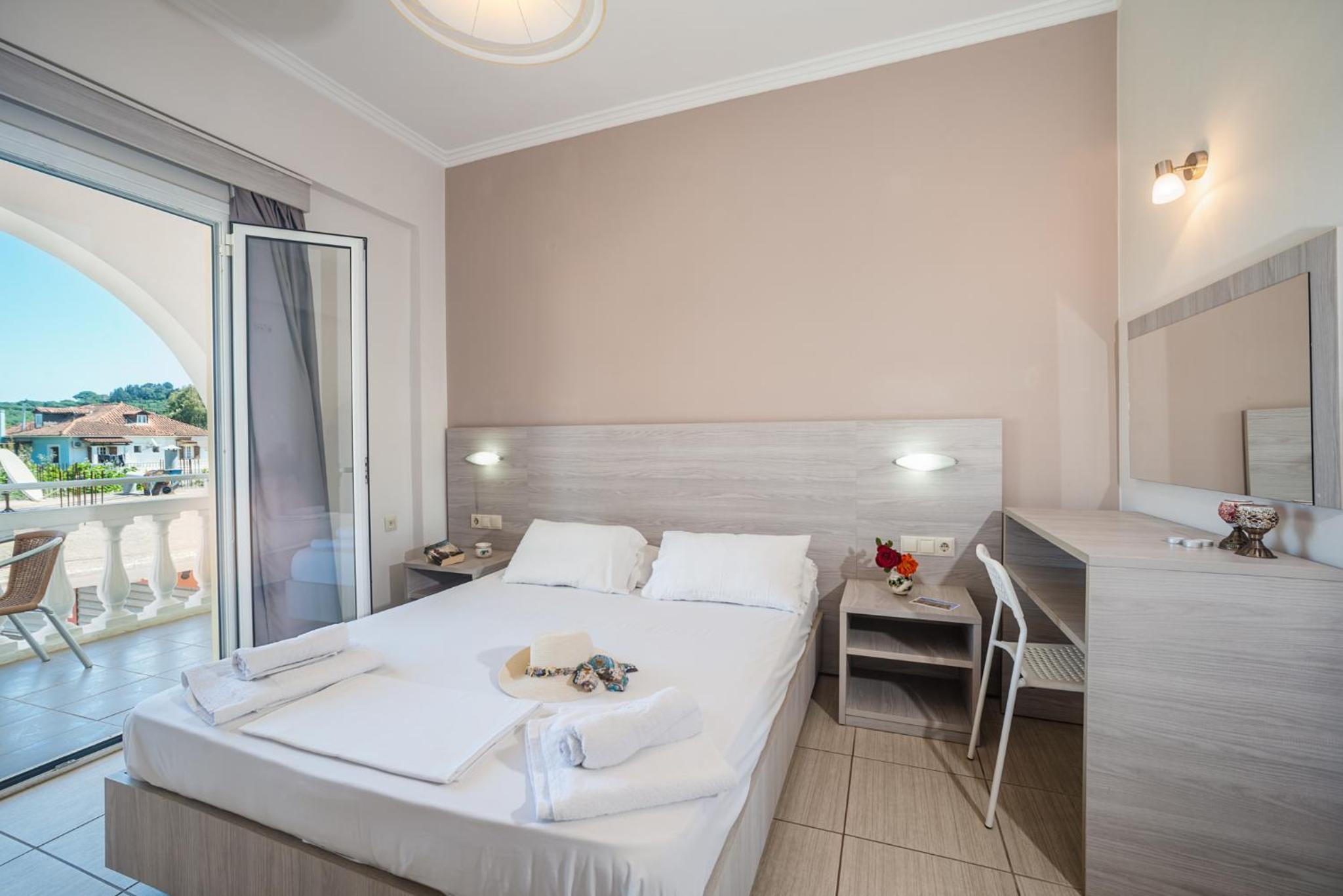Double Room photo 3