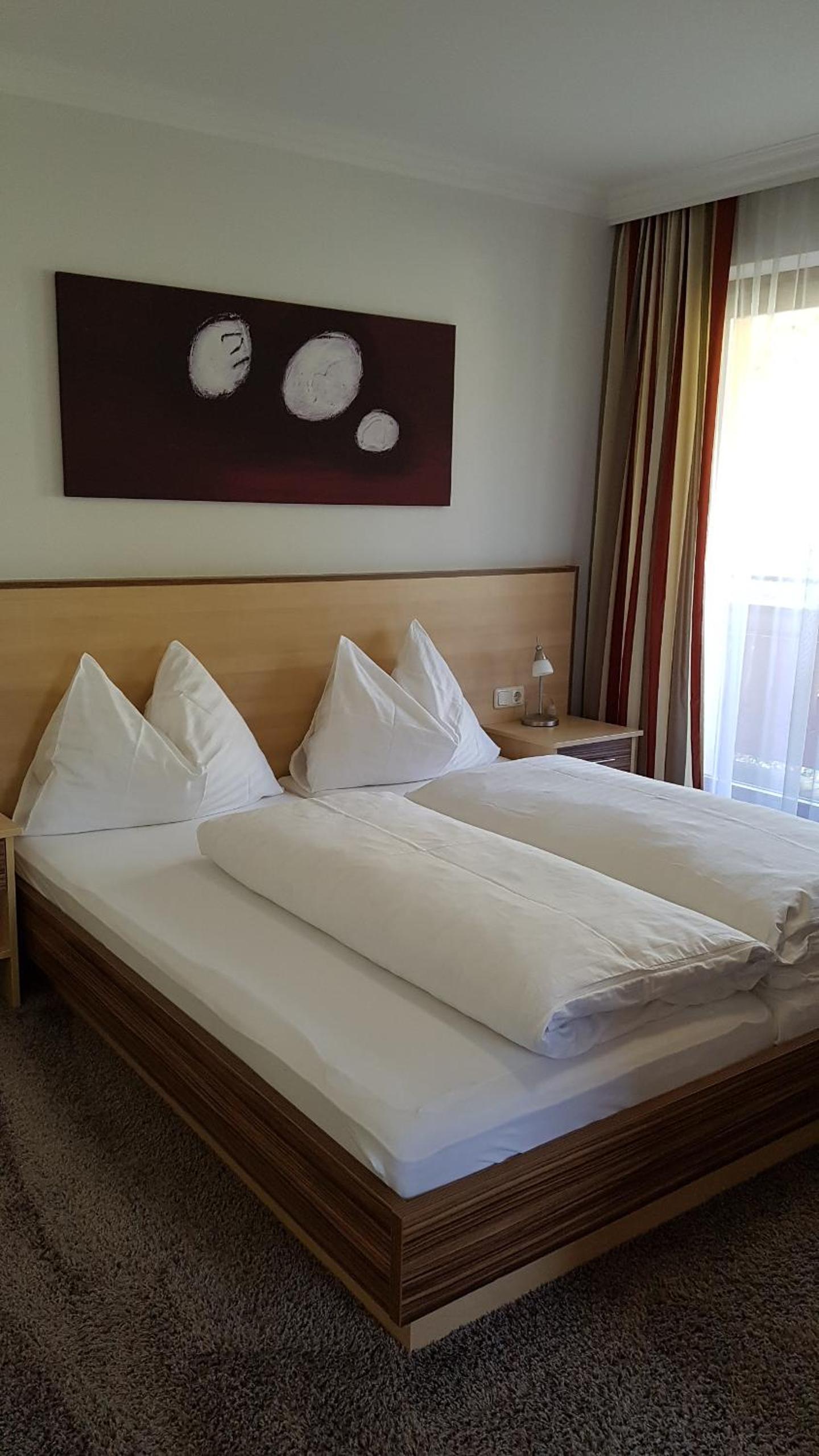 Double Room with Extra Bed photo 3