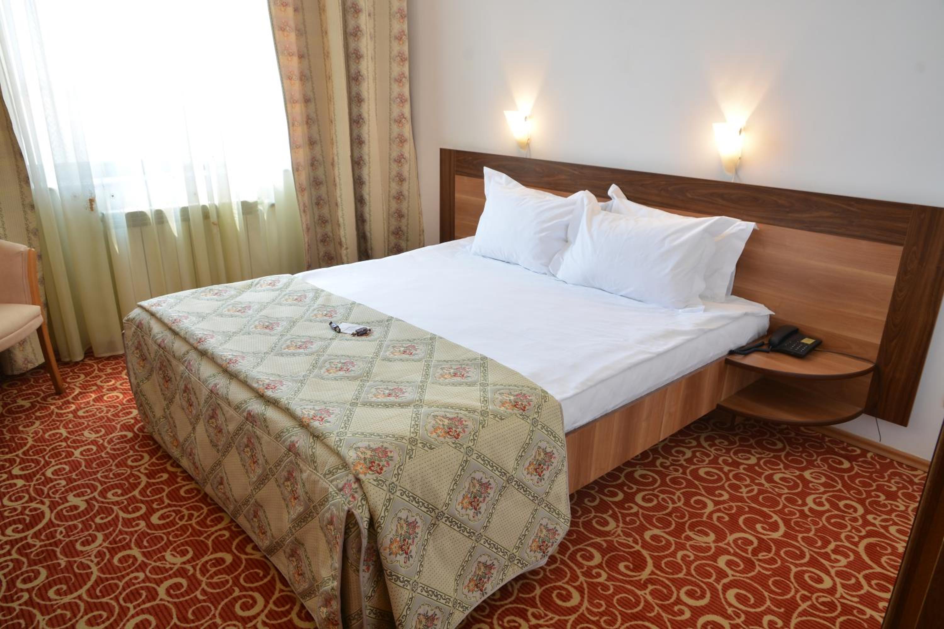 Business Suite - Photo 5