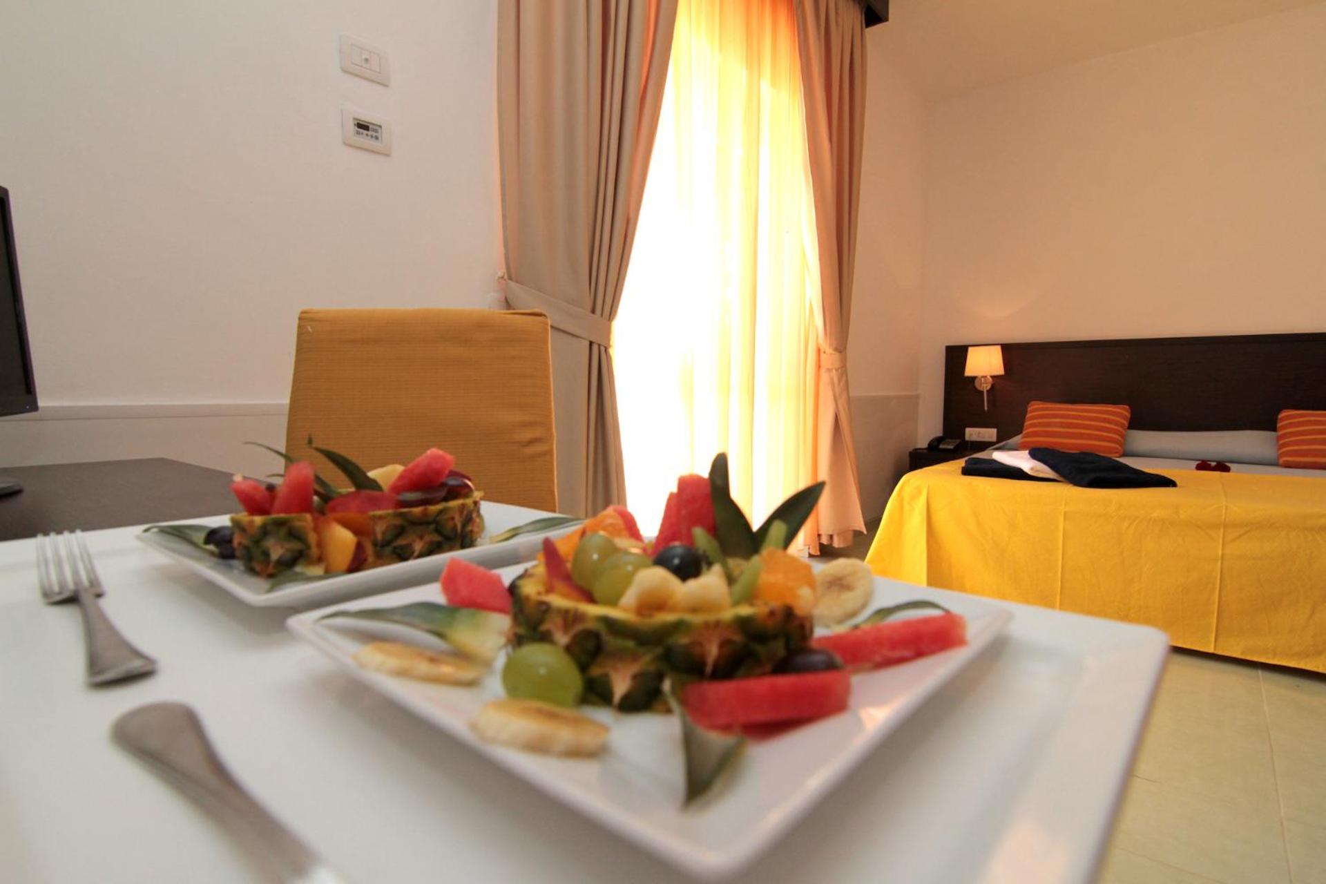 Standard Triple Room - Photo 5