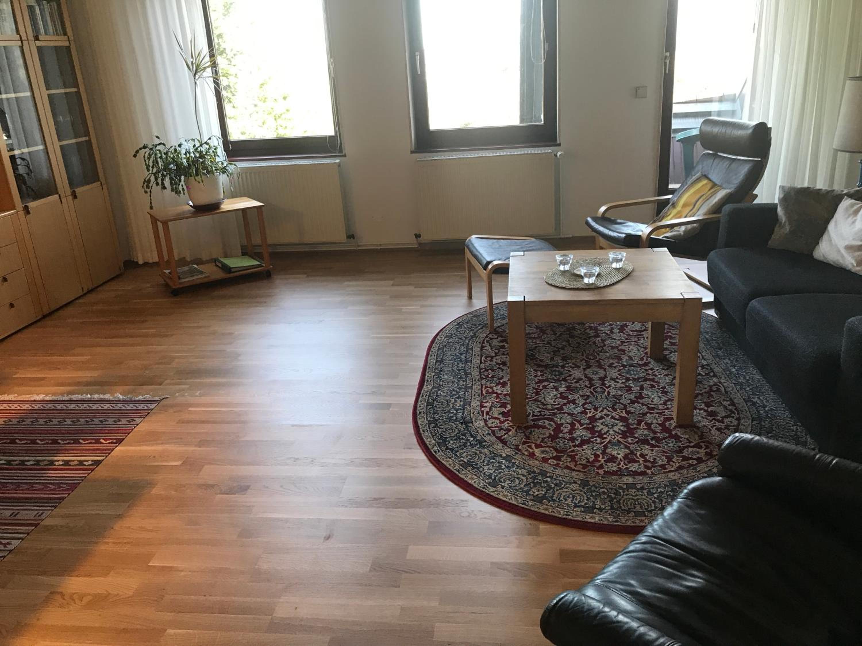 Apartment with Mountain View - Photo 8