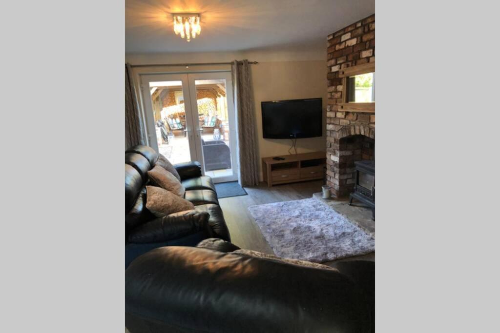 Two-Bedroom House photo 2