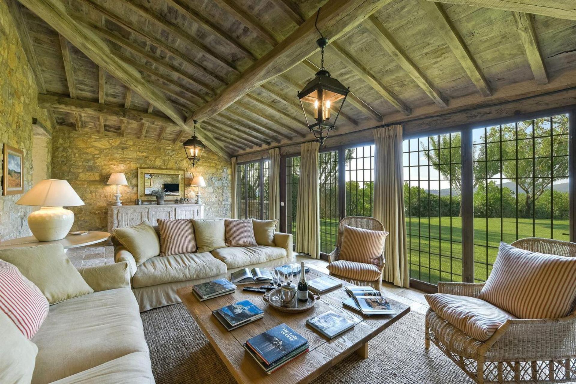 Four-Bedroom Villa photo 1
