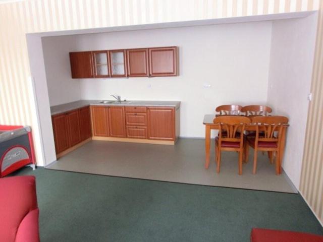 Standard Family Room photo 1