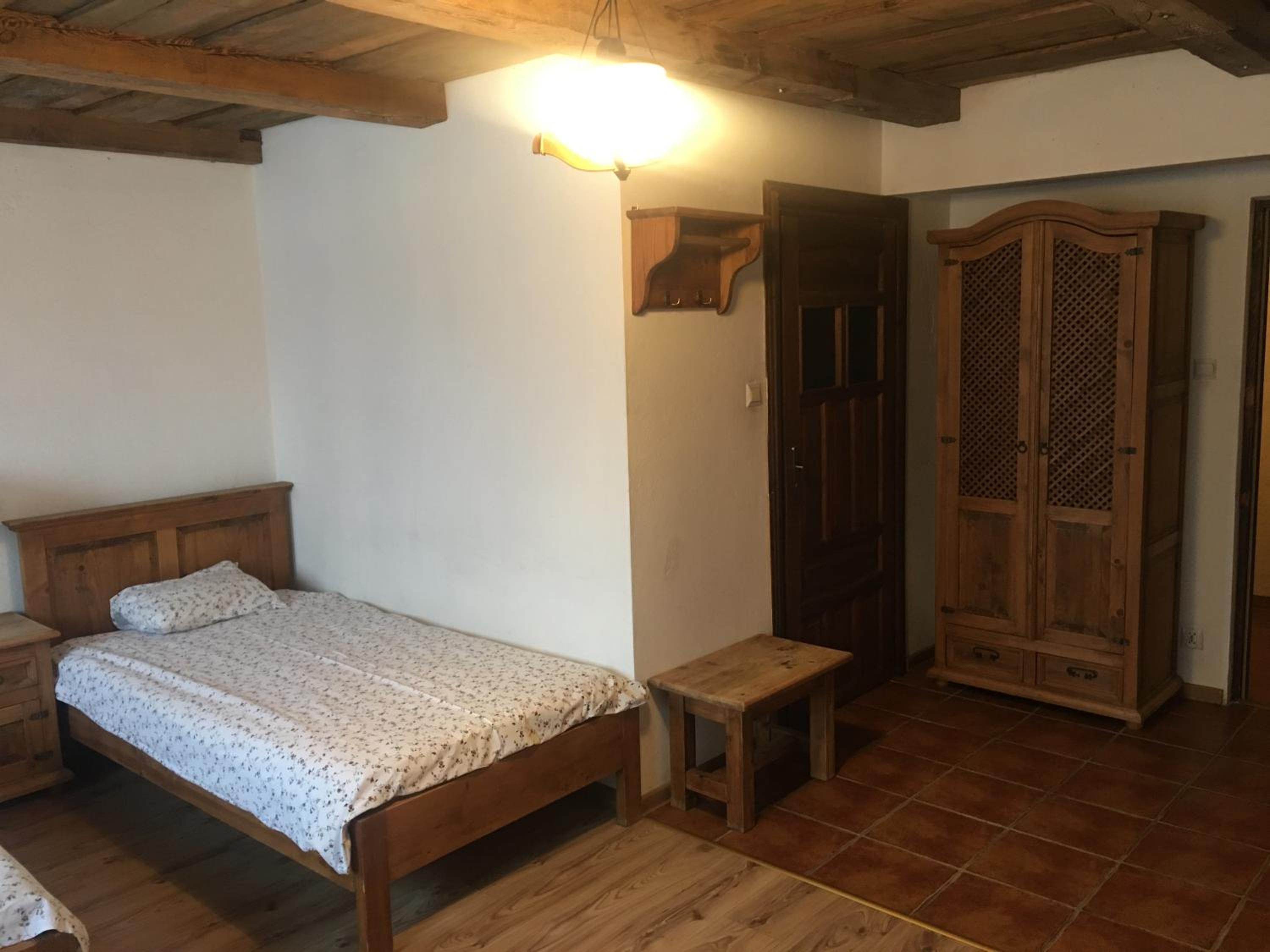 Double Room with Private Bathroom - Photo 5
