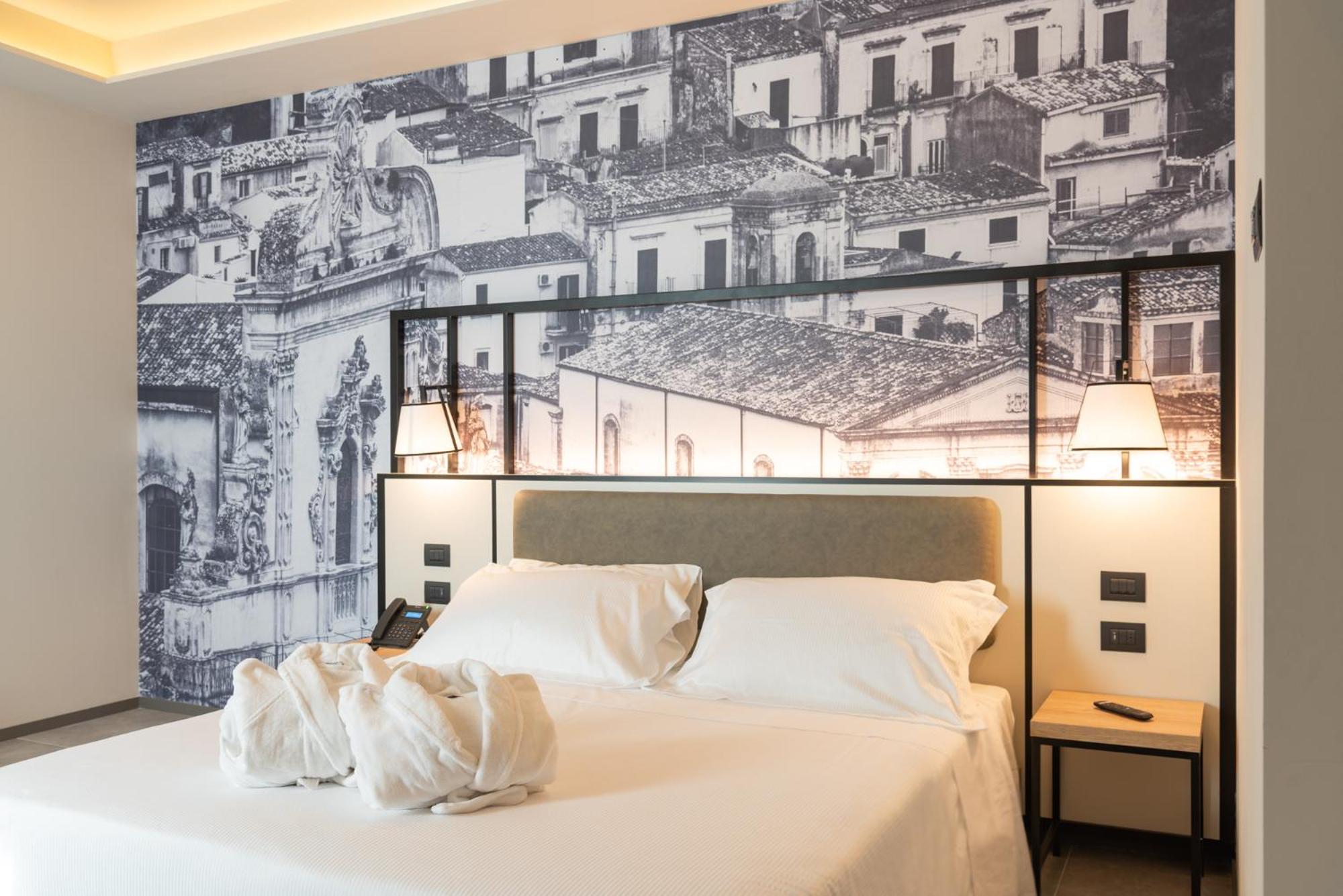 Superior Double or Twin Room - Photo 1