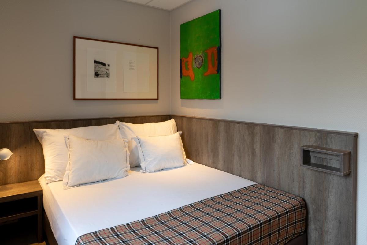 Small Double Room photo 2