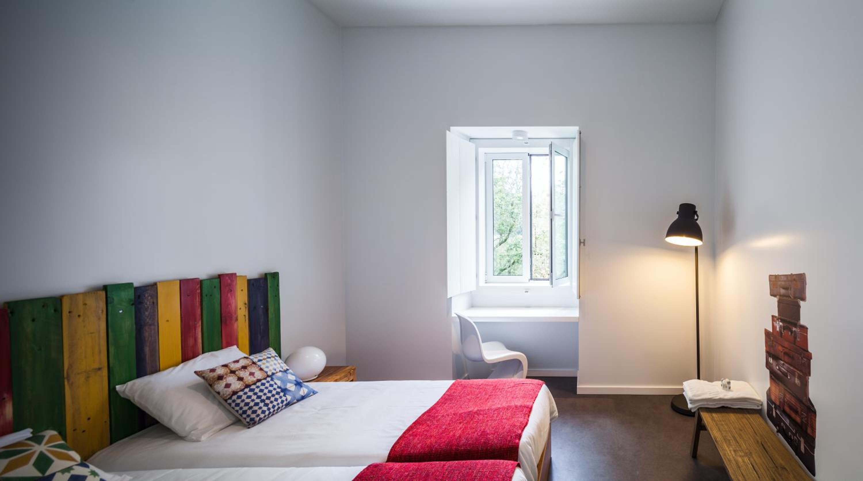 Double Room with Shared Bathroom photo 2