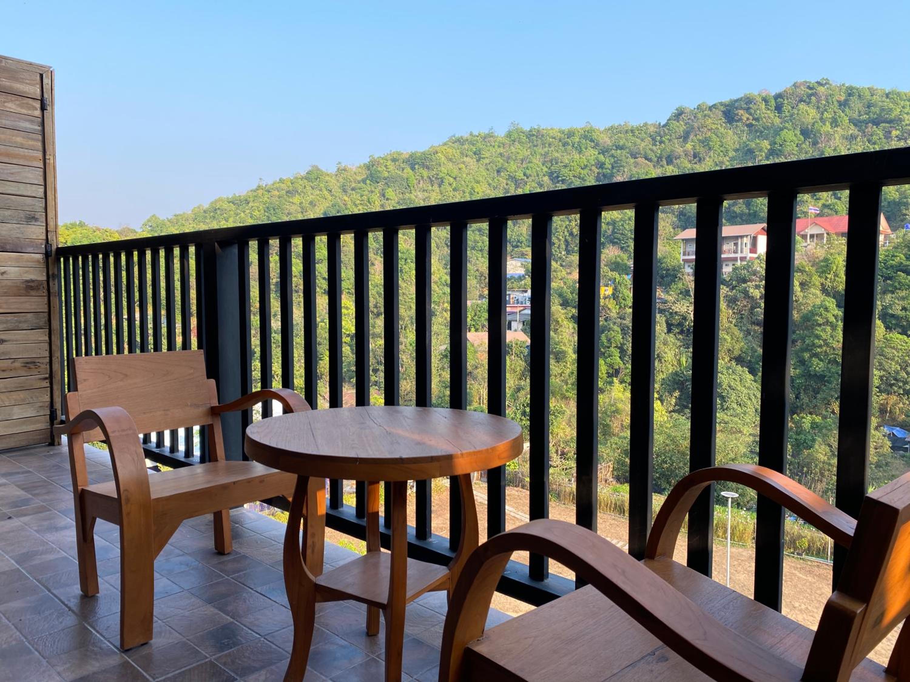 Double Room with Balcony - Photo 4