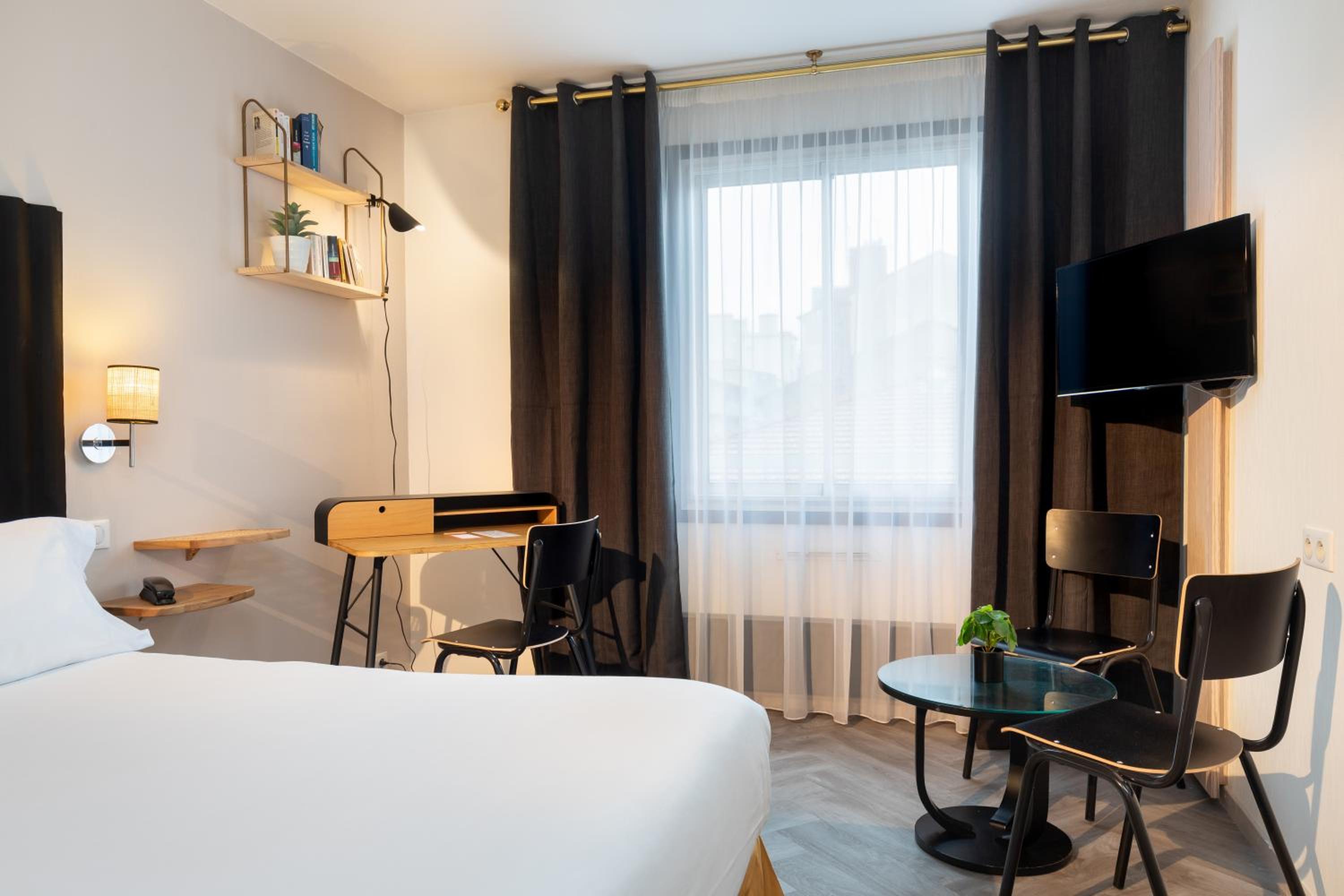 Connecting Family Suite