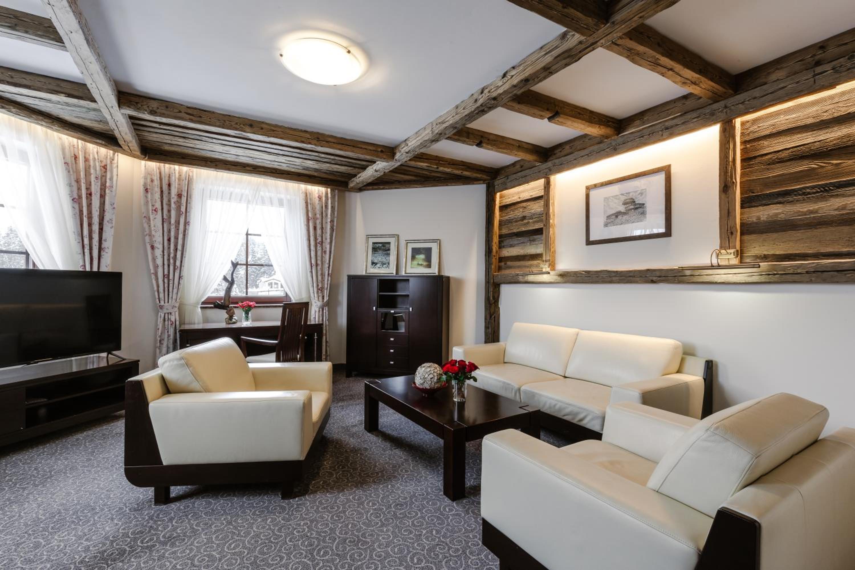 Double or Twin Room photo 3