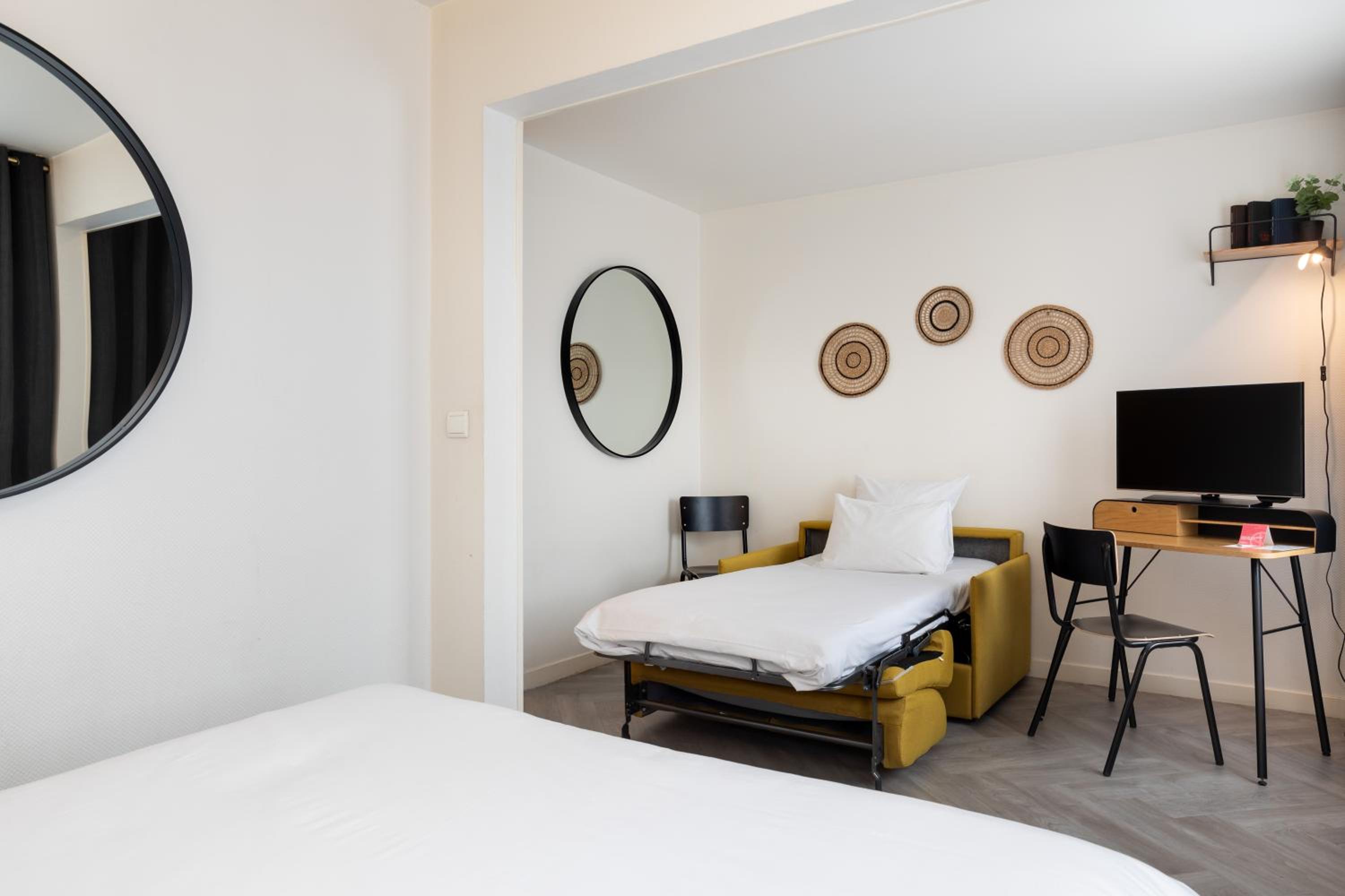 Superior Triple Room