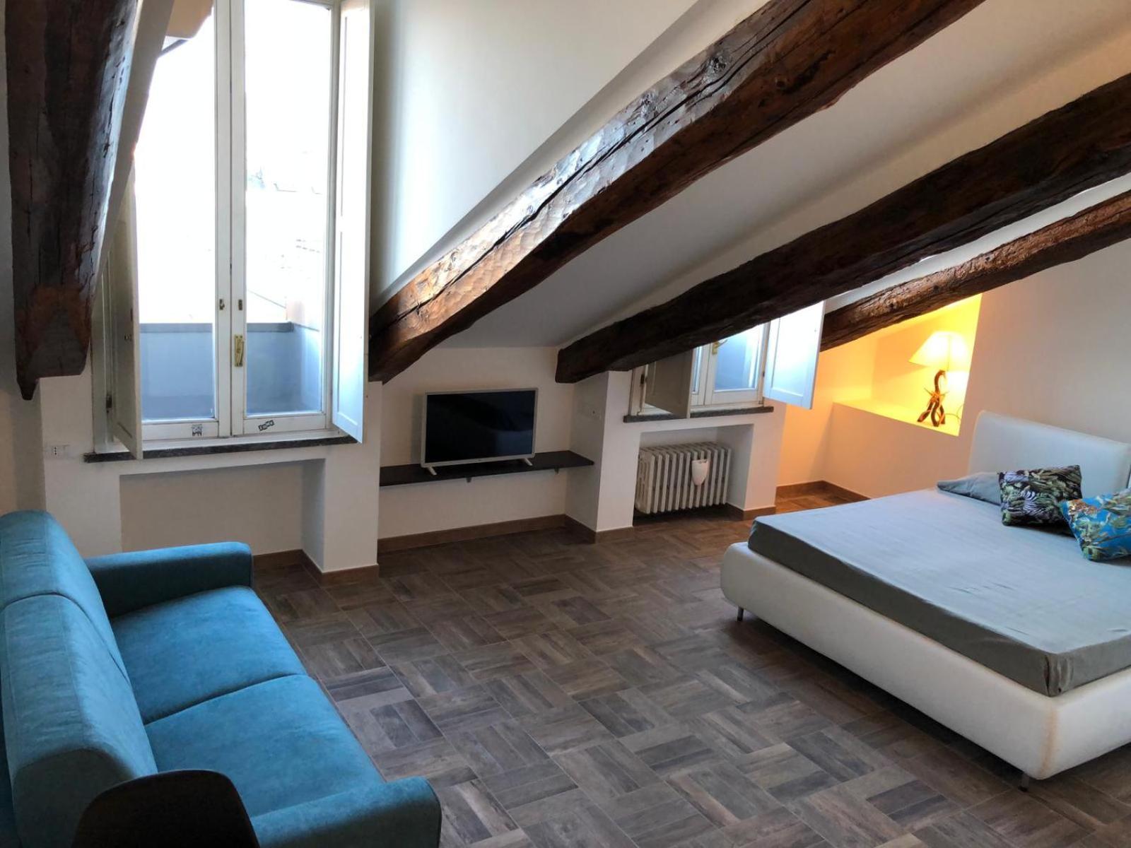 One-Bedroom Apartment - Photo 16
