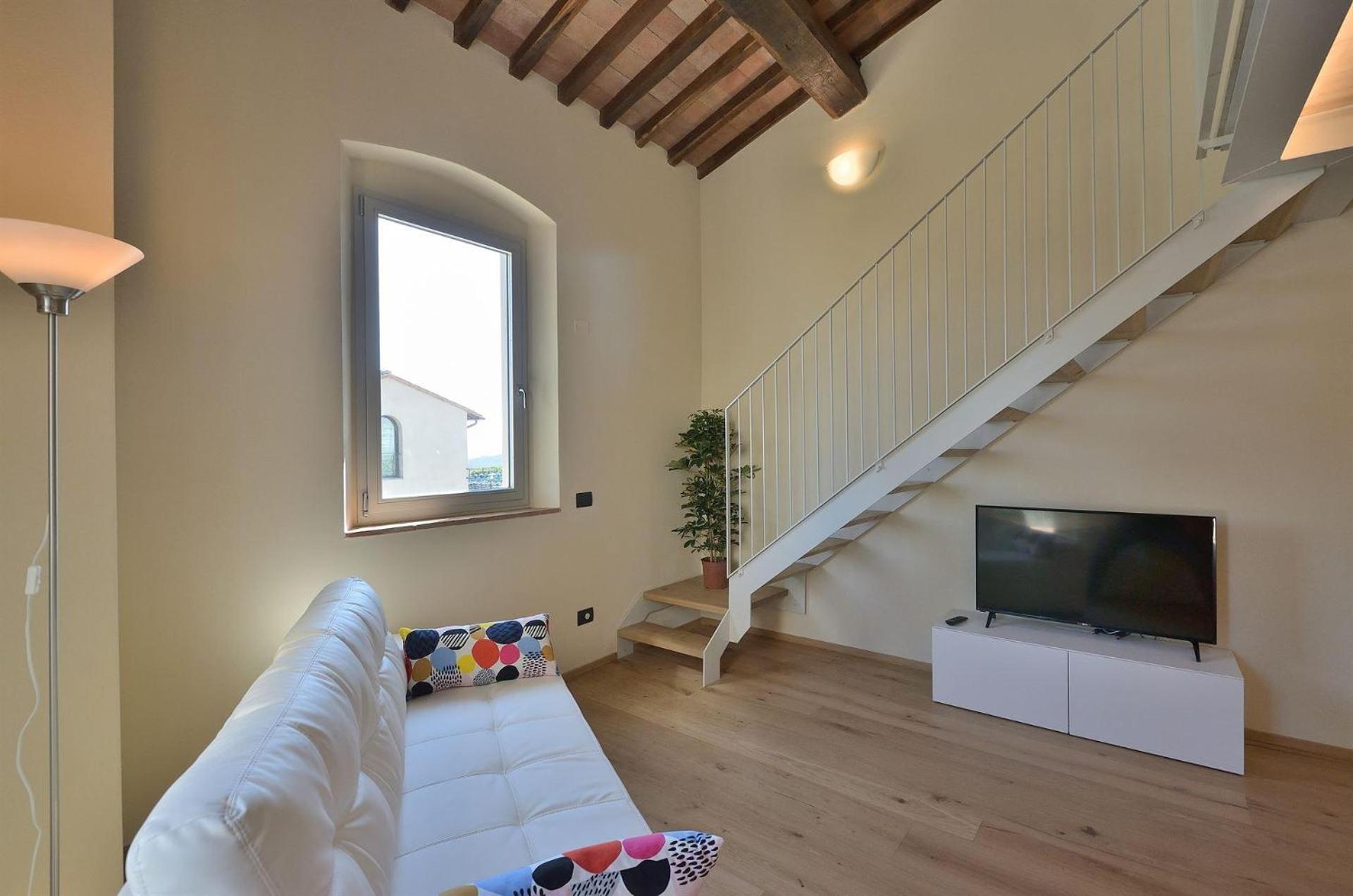 Eight-Bedroom Villa
