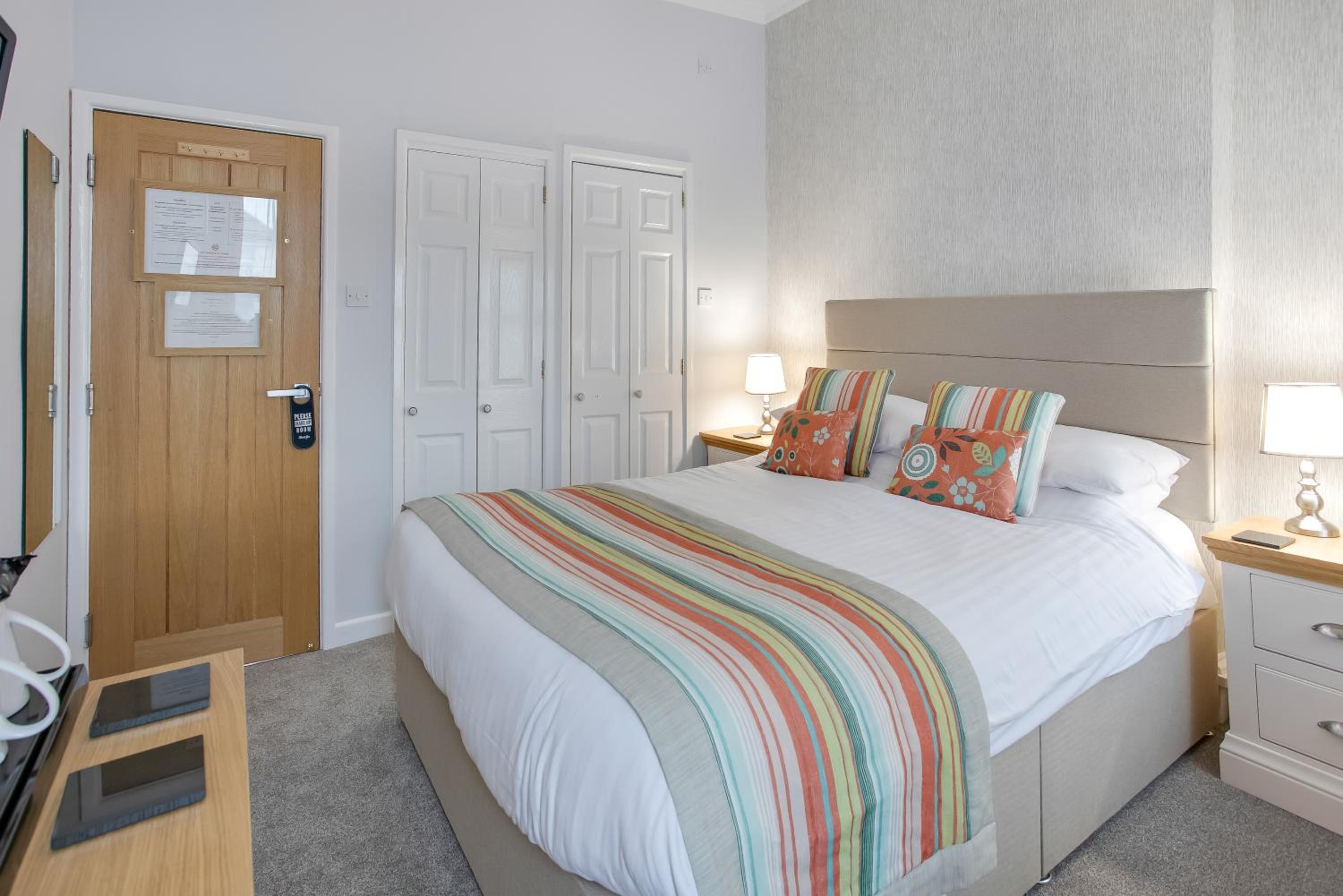 Standard Double Room photo 3