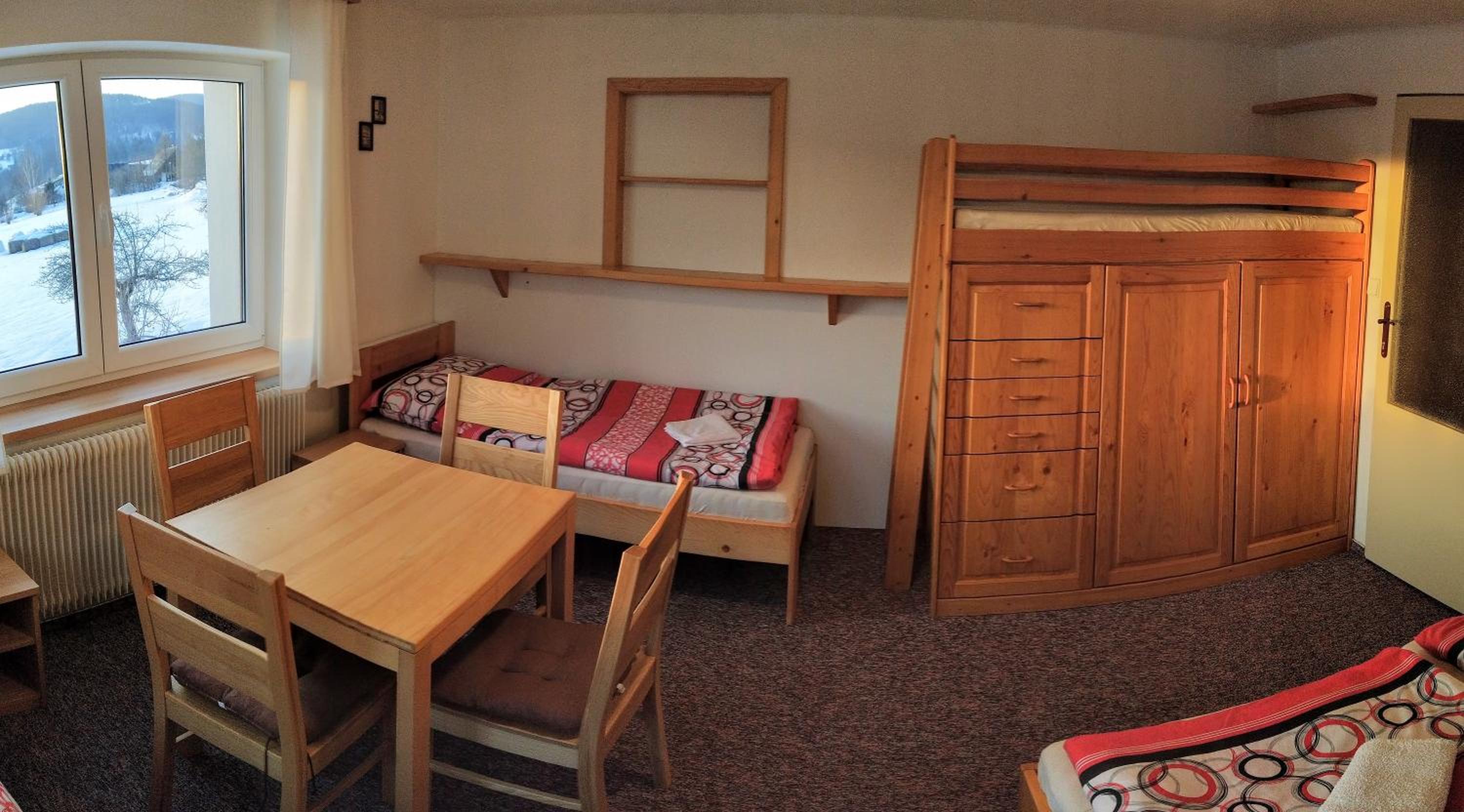 Quadruple Room With Private Bathroom photo 1
