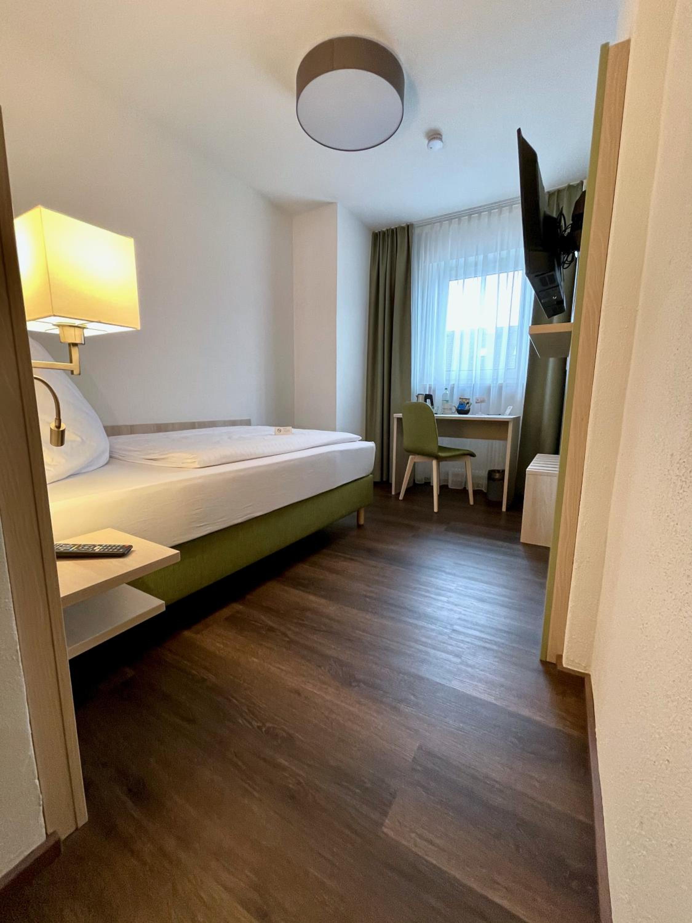Business Single Room photo 2