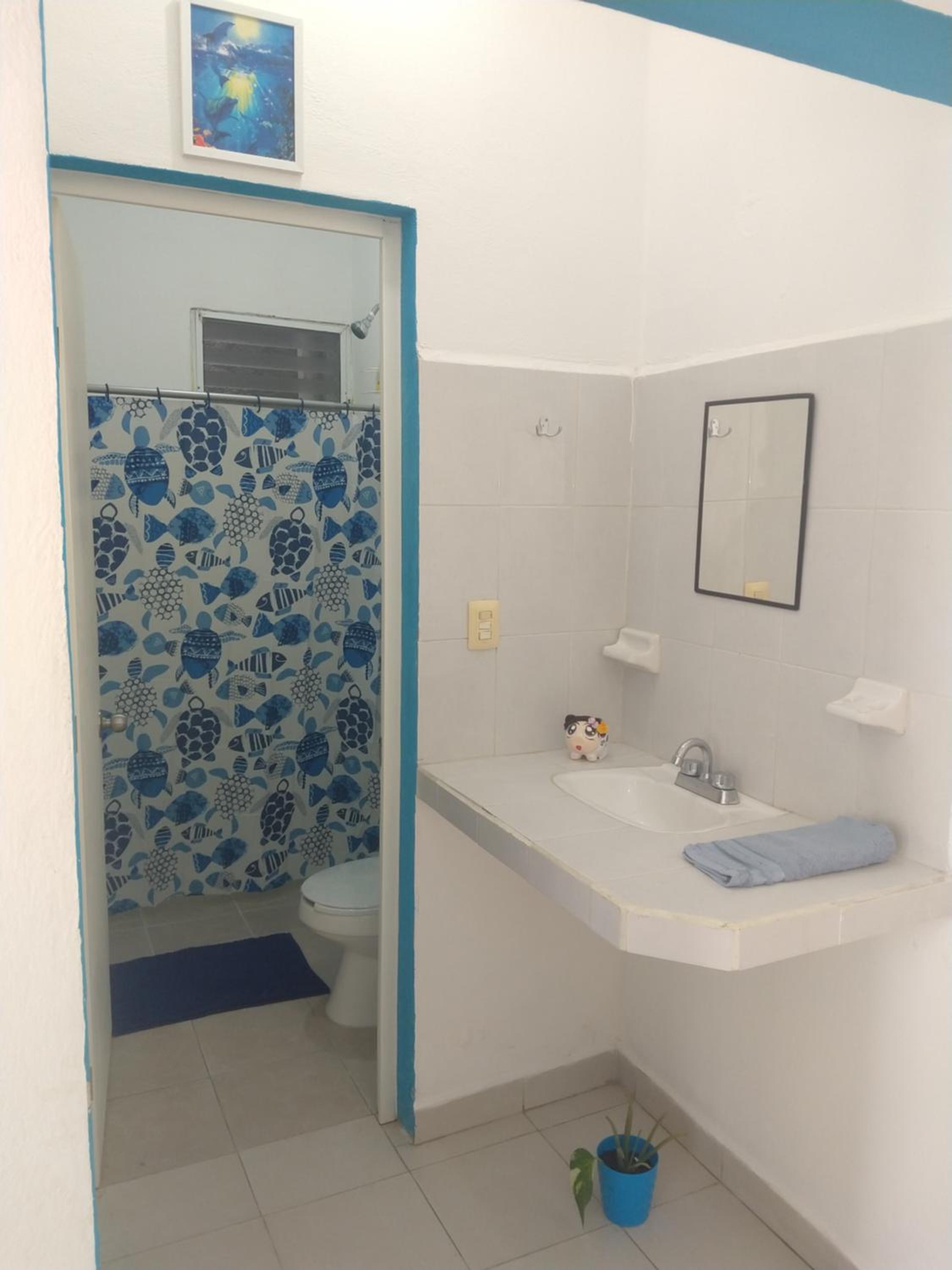One-Bedroom Apartment - Photo 2