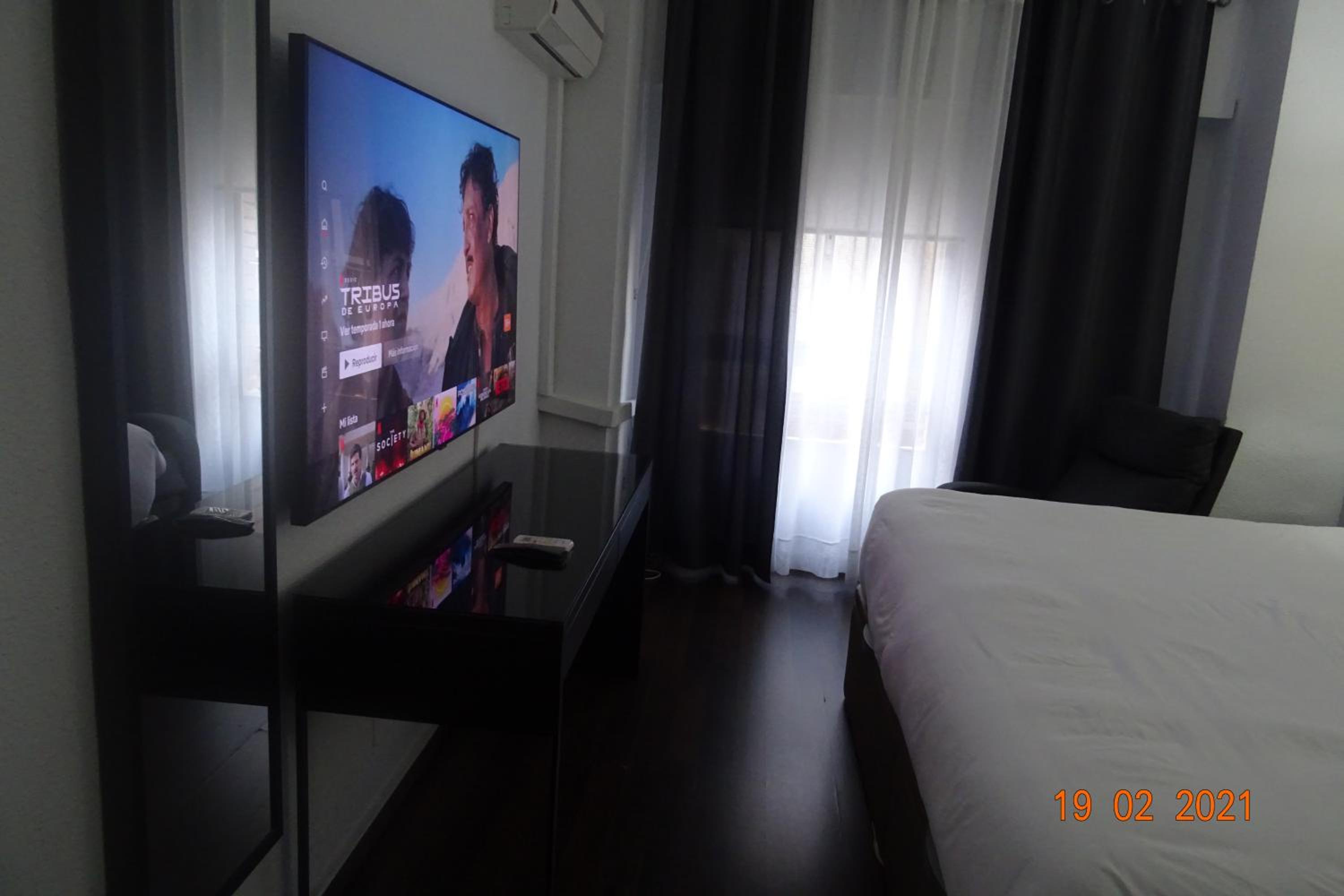 Single Room photo 2