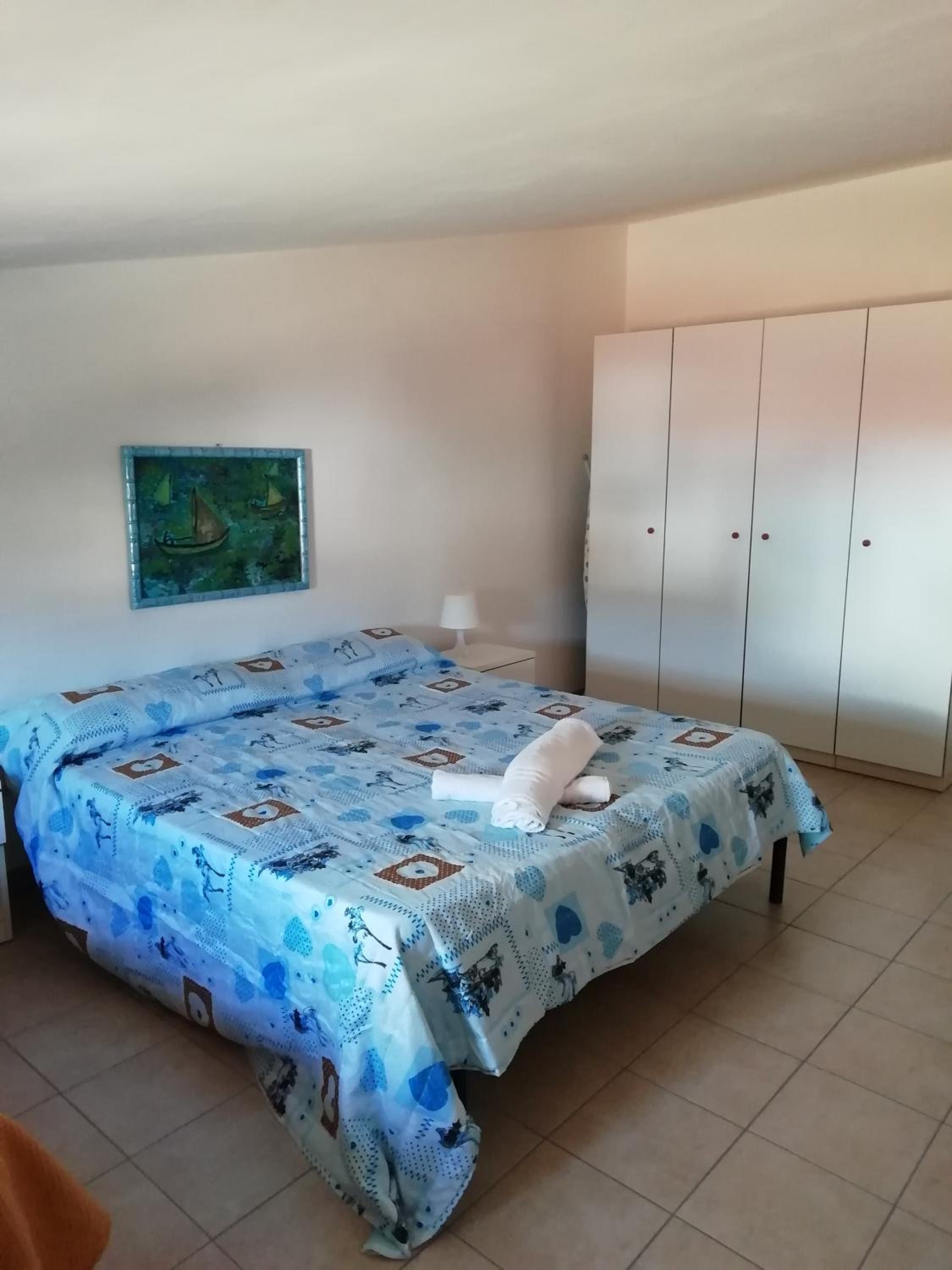 One-Bedroom House photo 1