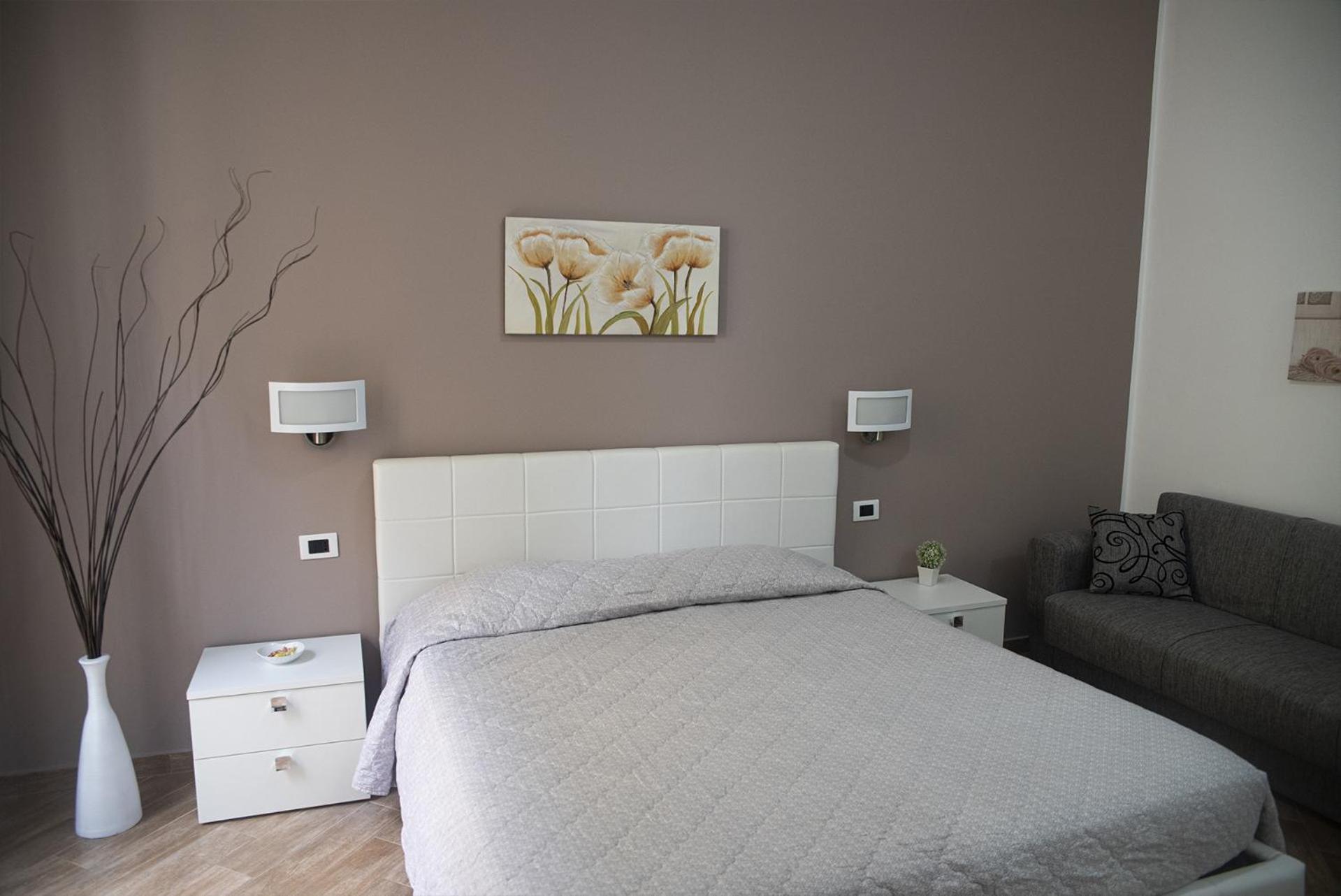 Triple Room with Private Bathroom - Photo 1