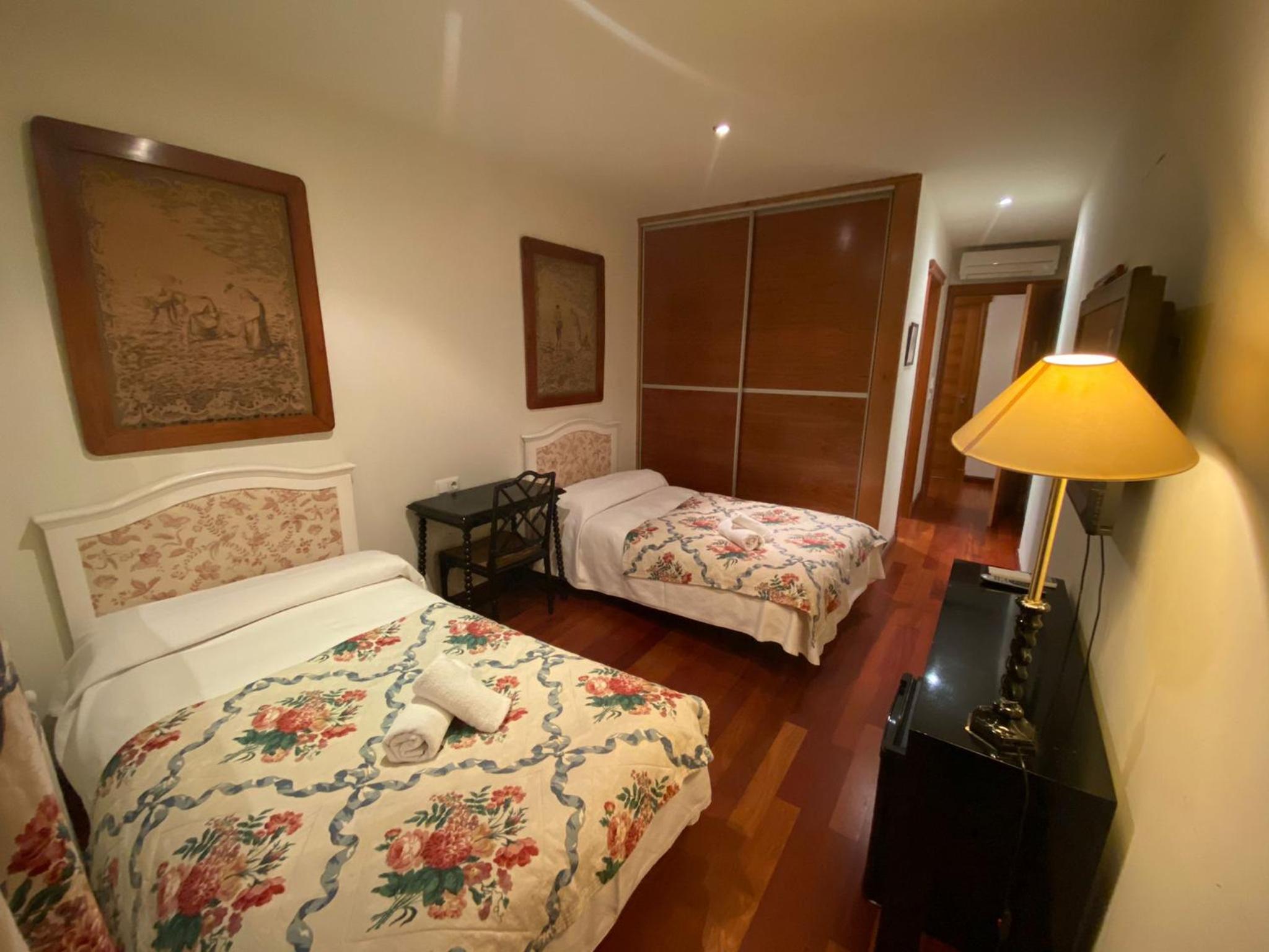 Large Double Room photo 2