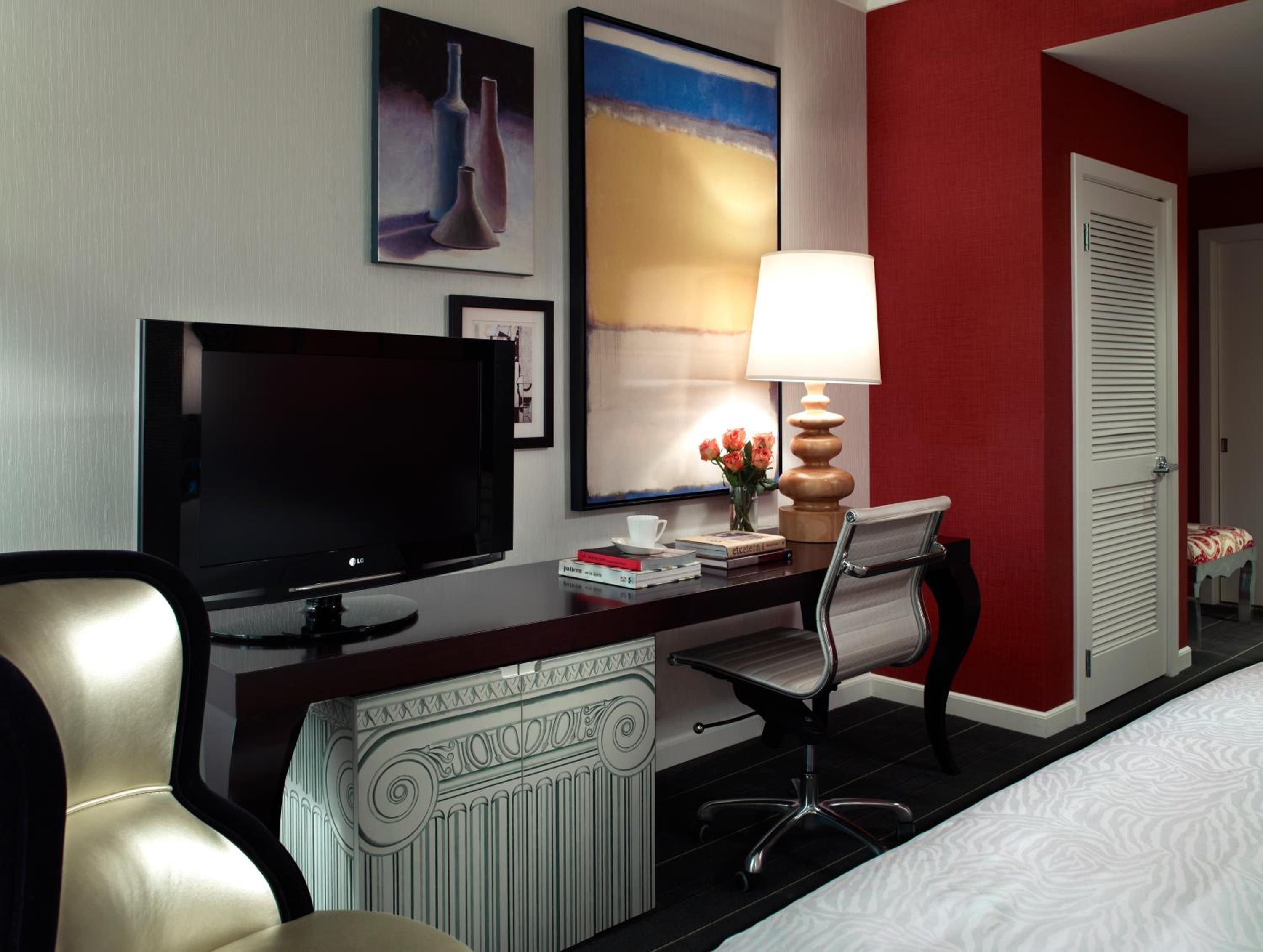 Premium King Room - High Floor - Photo 6