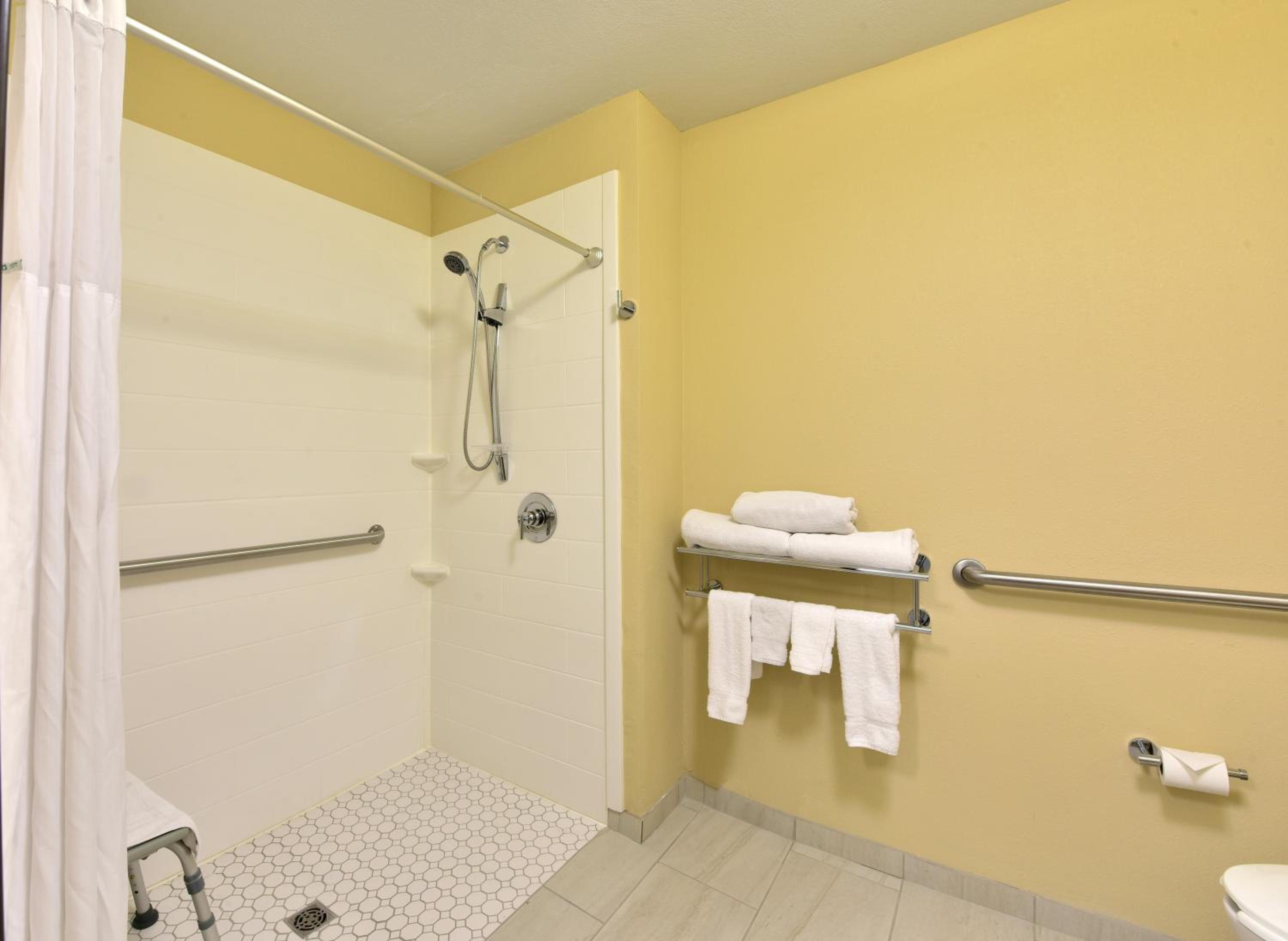 King Room - Mobility Access/Non-Smoking - Photo 4