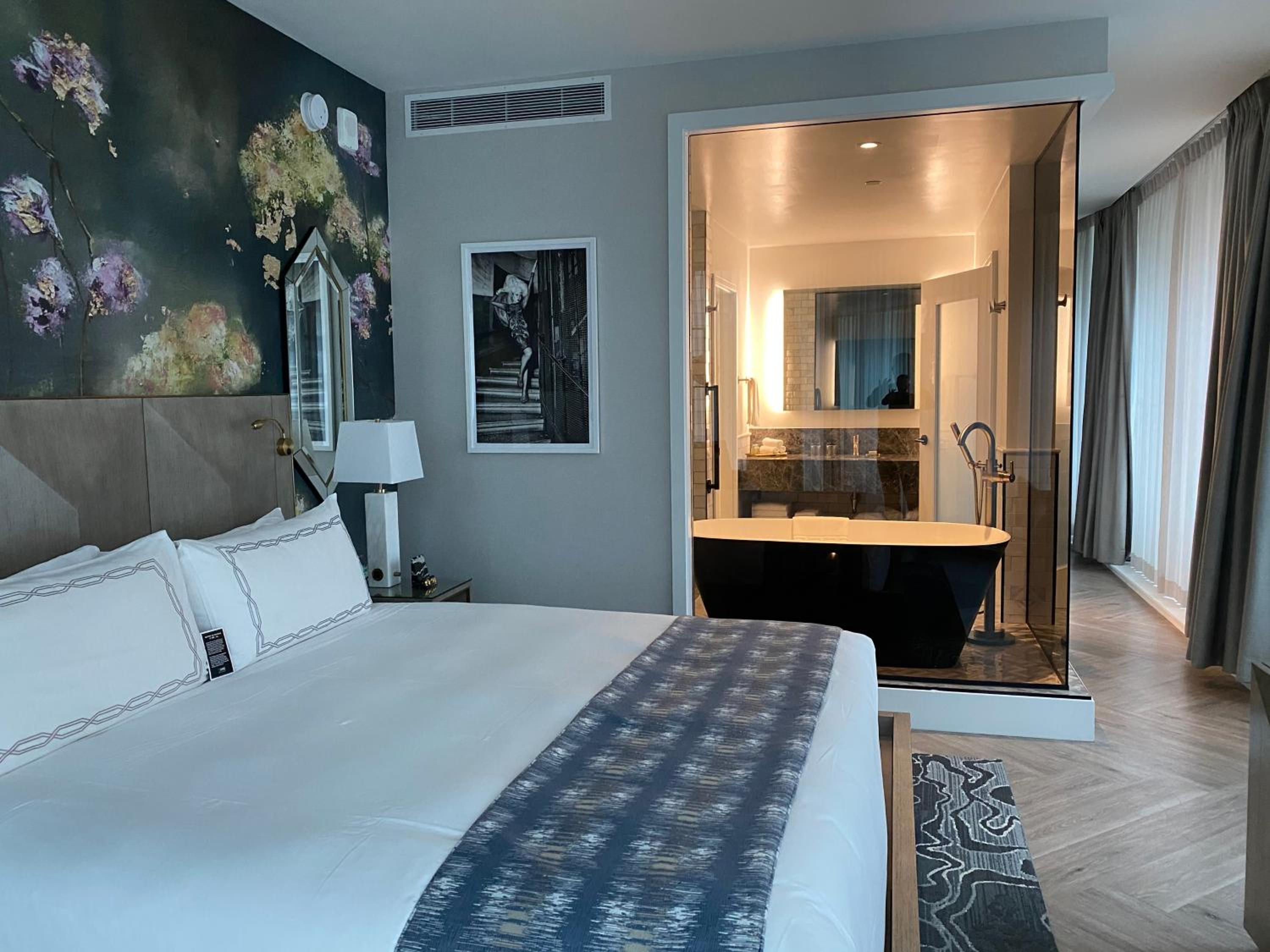 Pender Suite - Dividend Floor