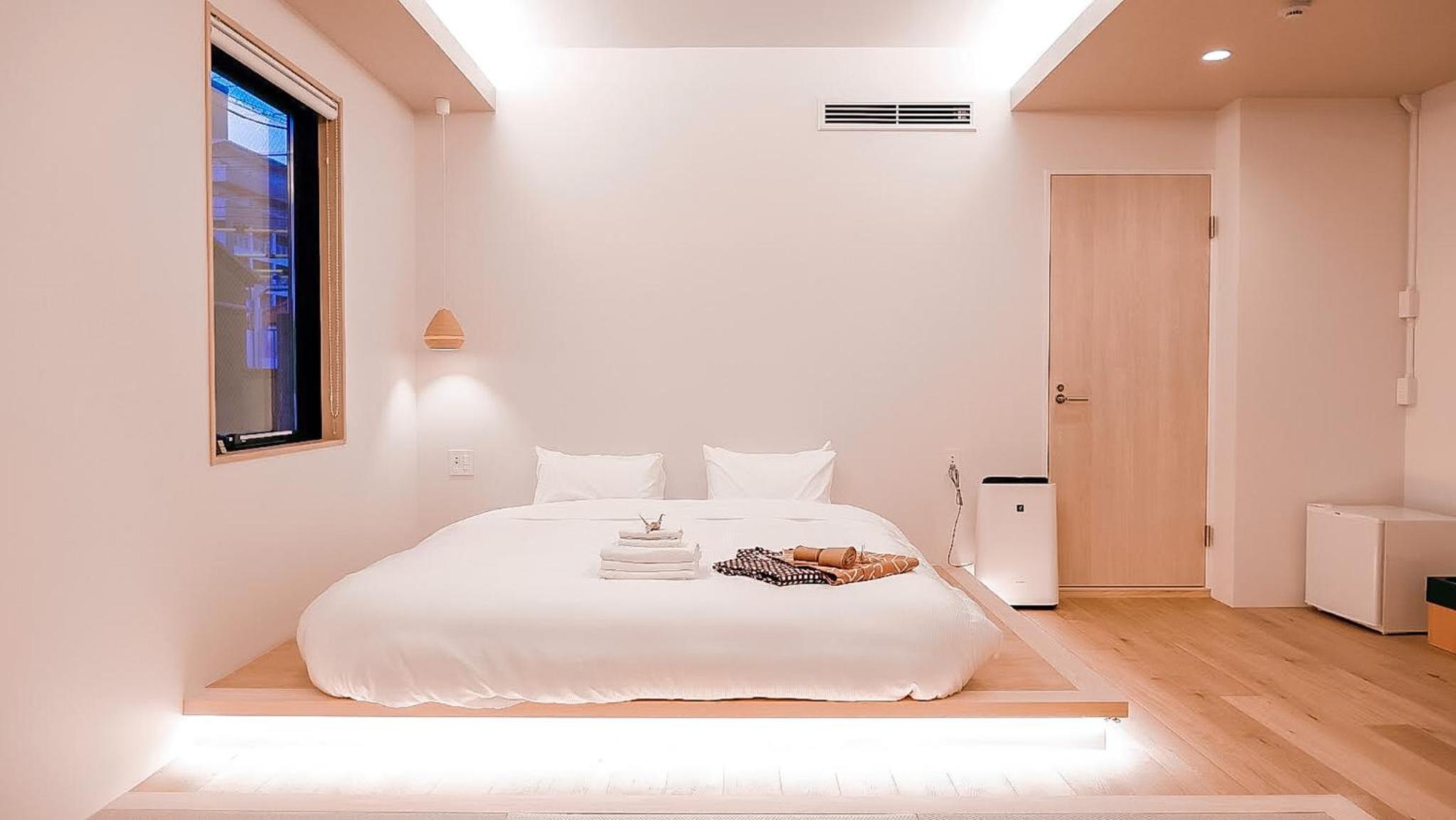 King Room thumbnail 5