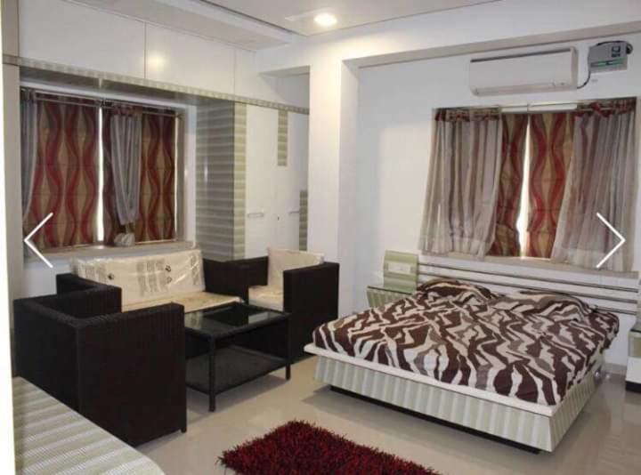 Villa photo 3