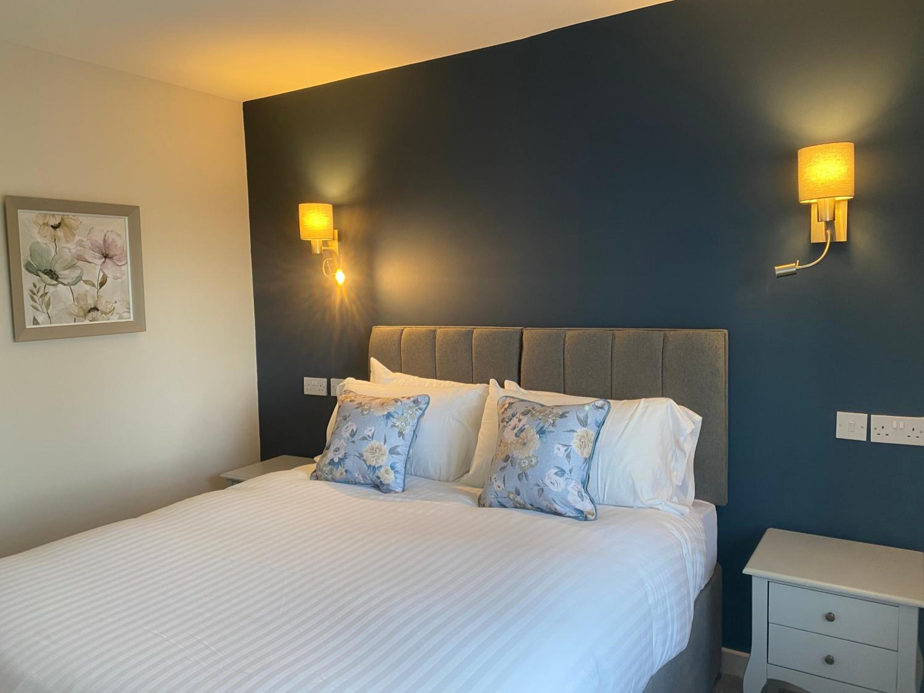 Standard Double Room - Photo 2