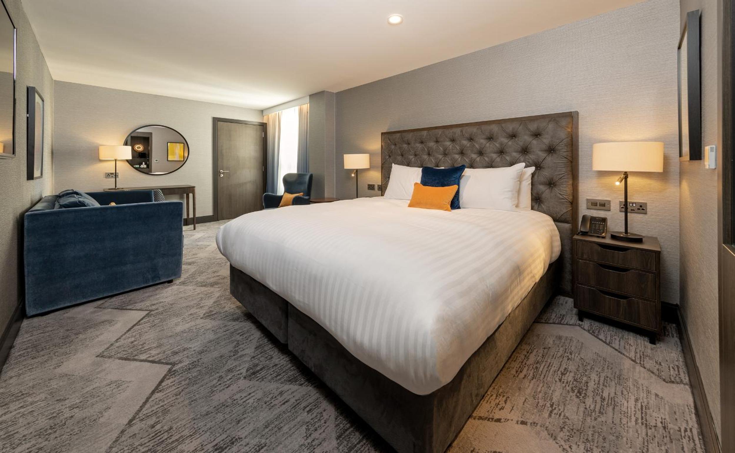 Premium Twin Room with Sofa