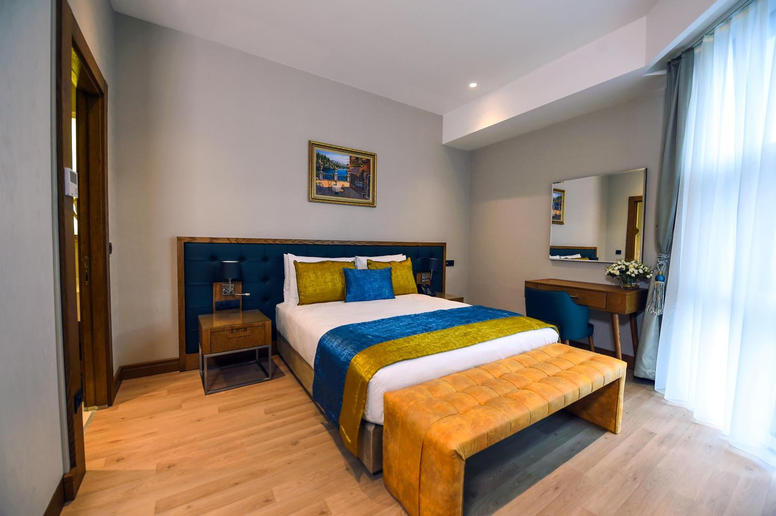 Standard Double or Twin Room photo 1