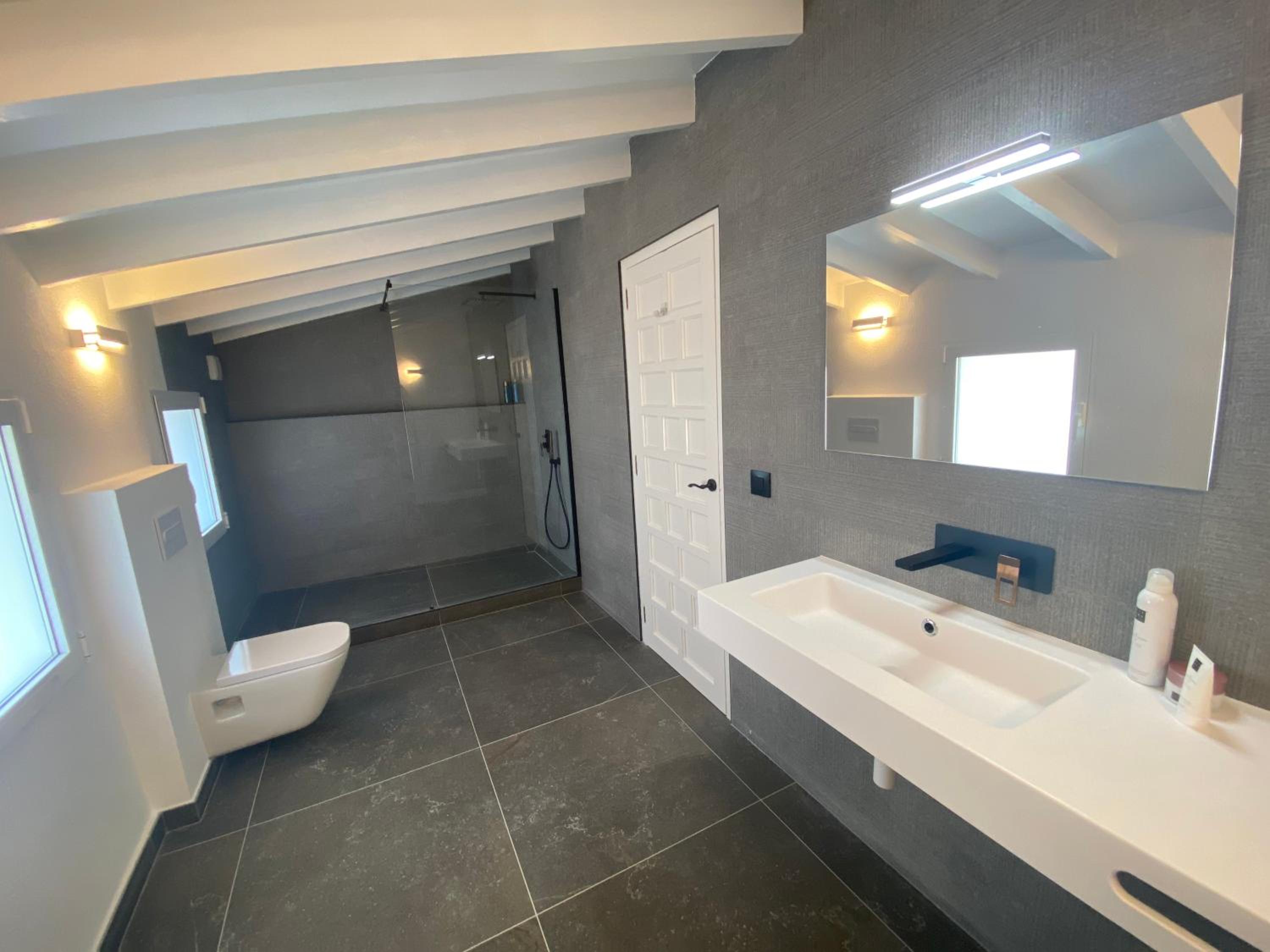 Deluxe Double Room With Balcony And Sea View photo 2