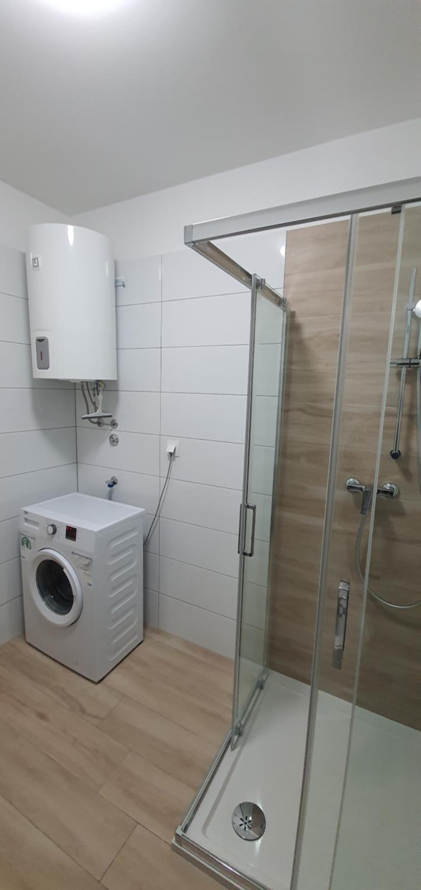 One-Bedroom Apartment - Photo 31