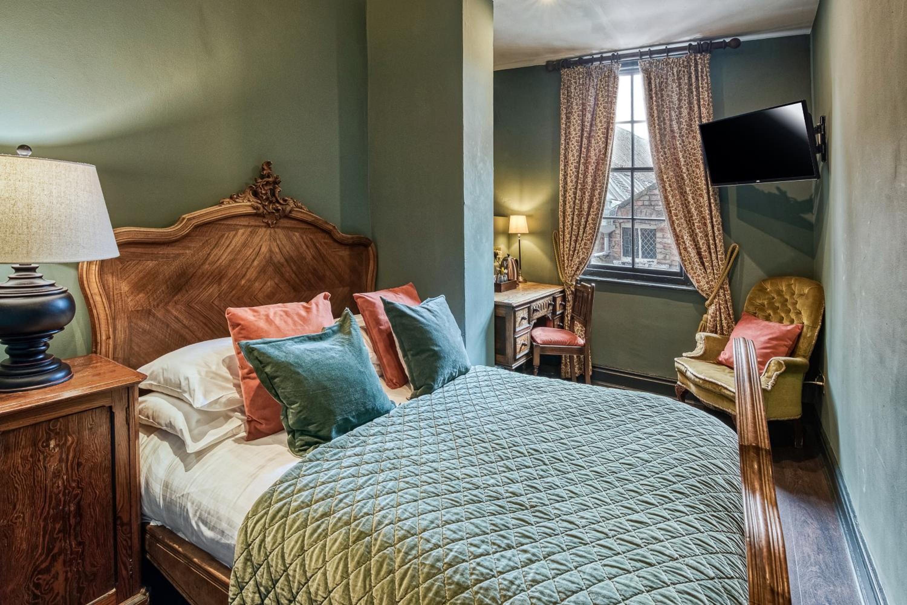 Small Double Room photo 1