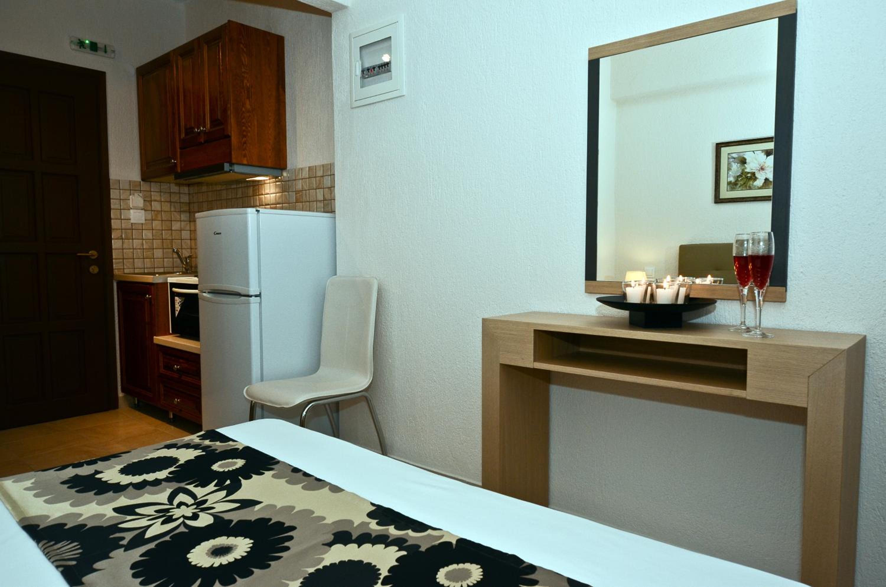 Studio with Sea View (2 Adults) photo 2