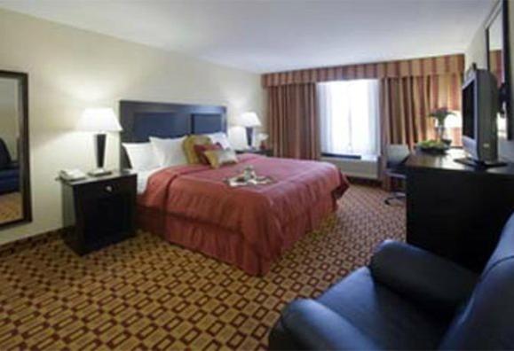 King Room - Non-Smoking - Photo 1