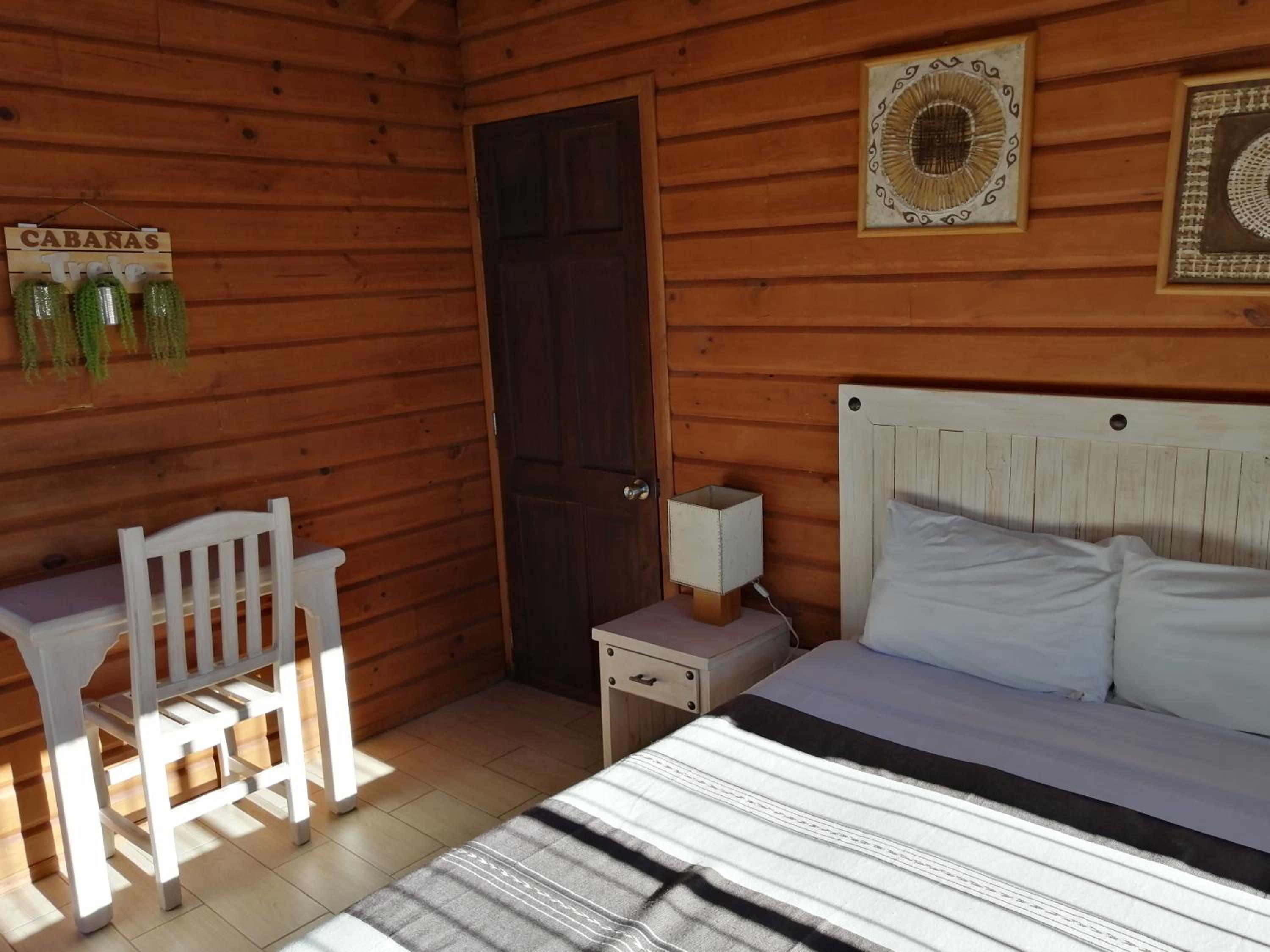 Double Room - Photo 8