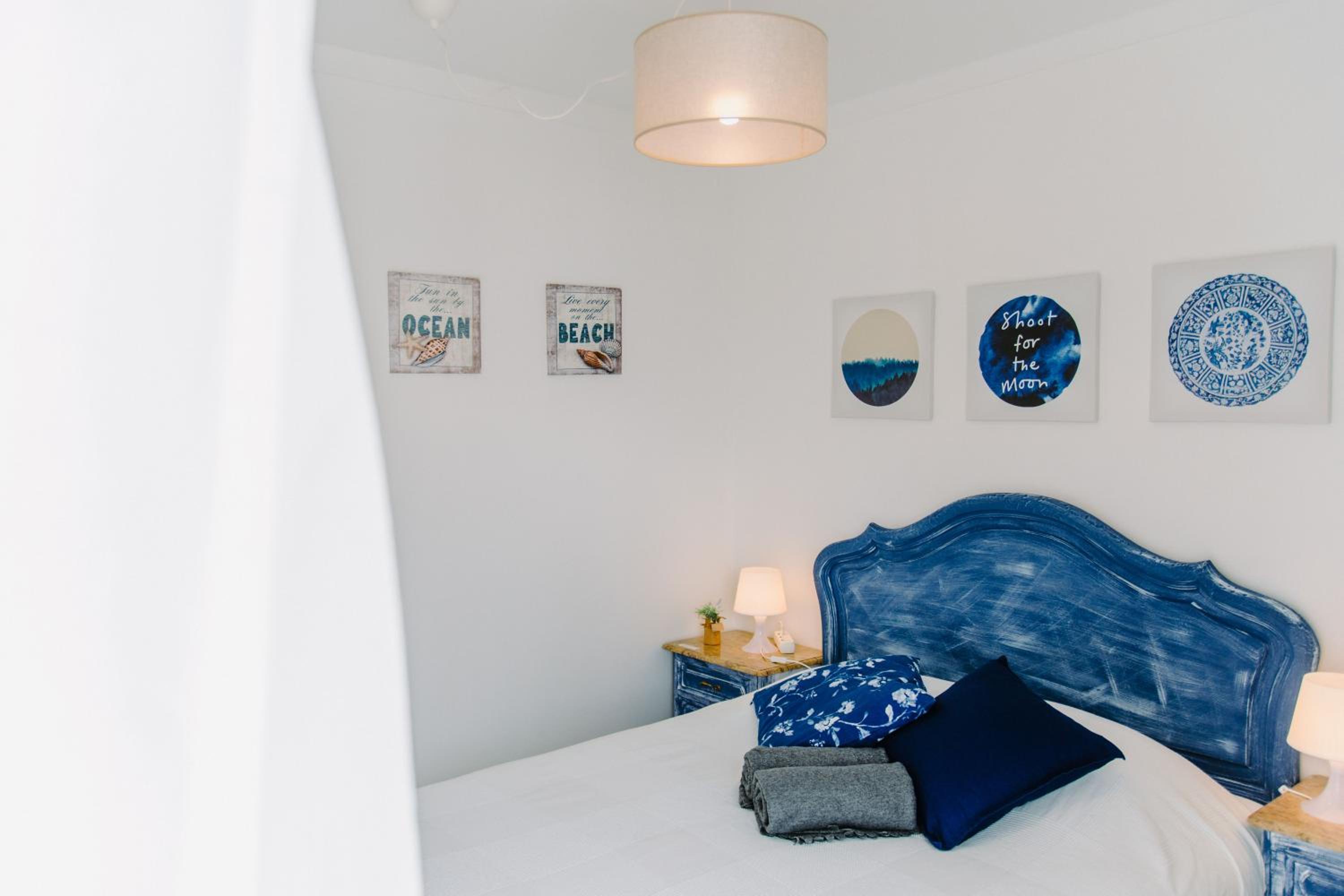 Deluxe Double Room with Sea View - Photo 3