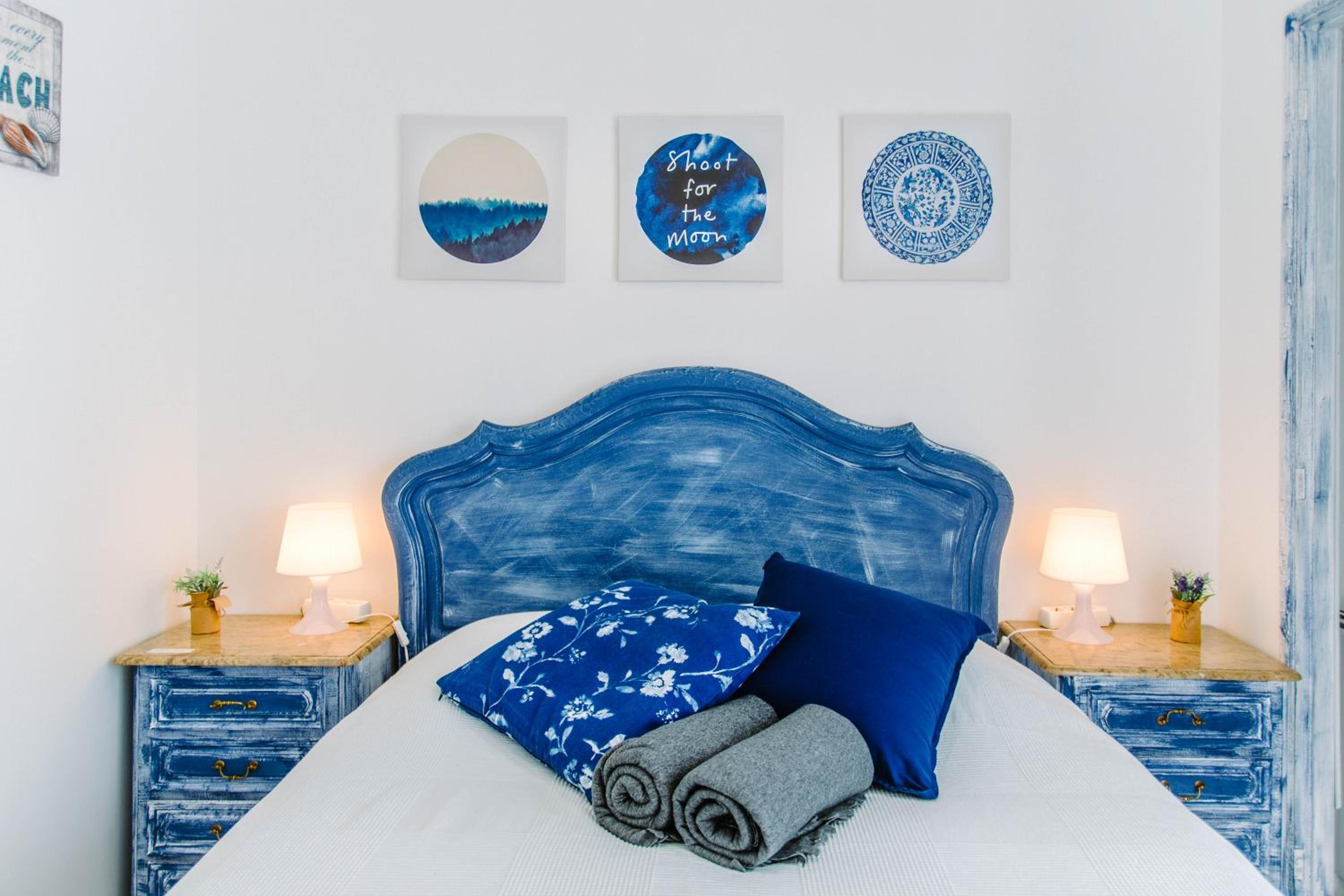 Deluxe Double Room with Sea View - Photo 11