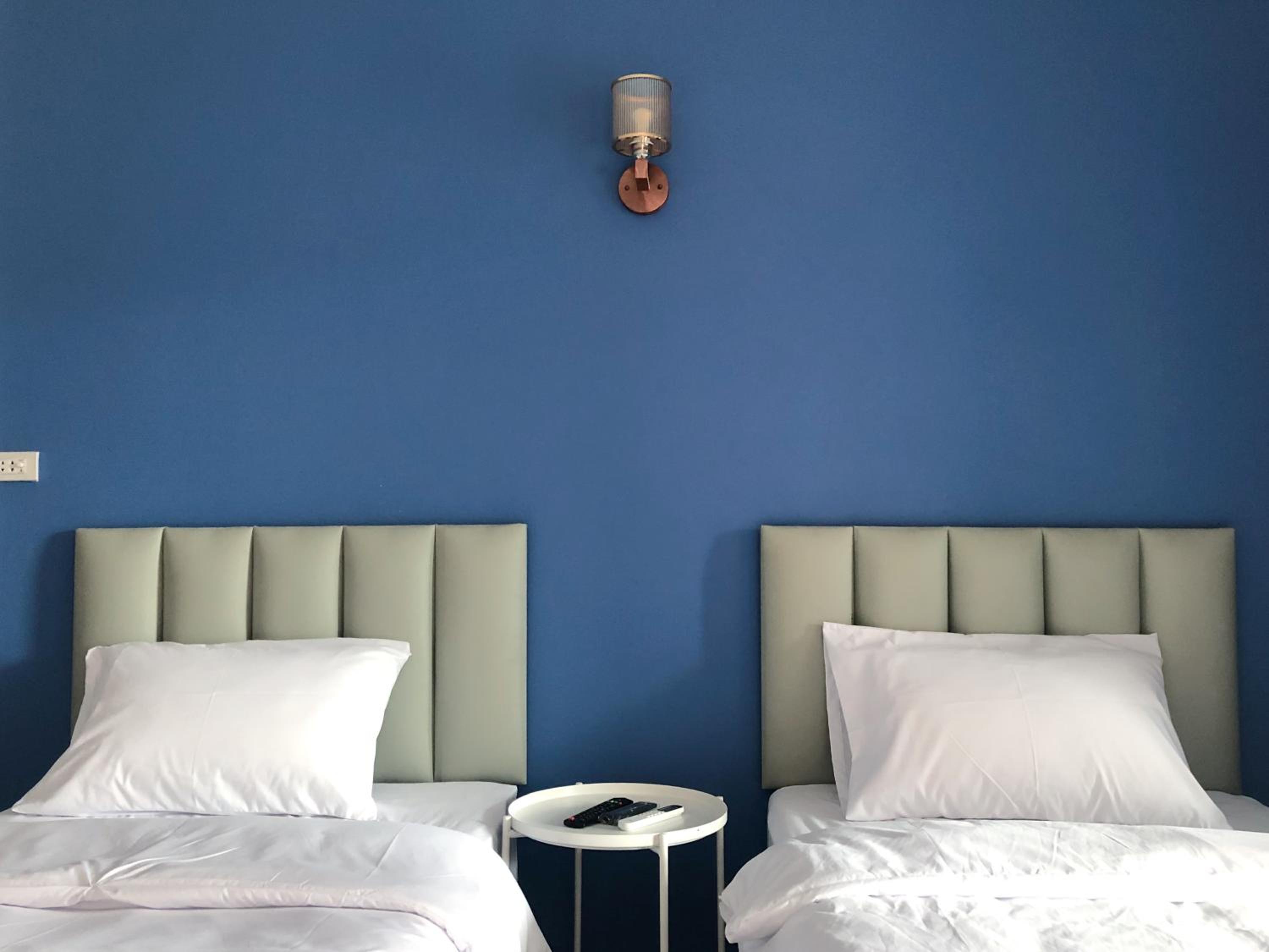 Standard Twin Room - Photo 2