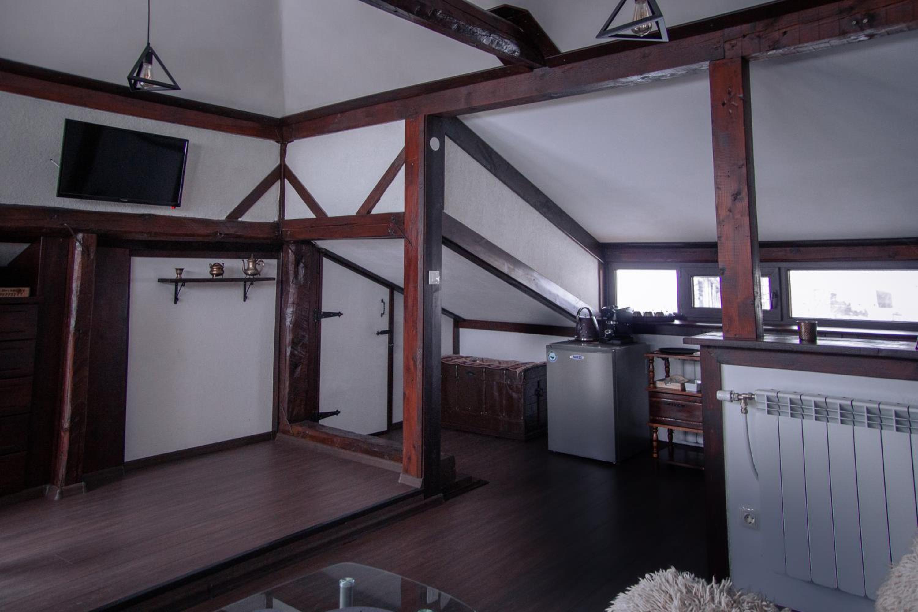 Studio with Mountain View photo 2