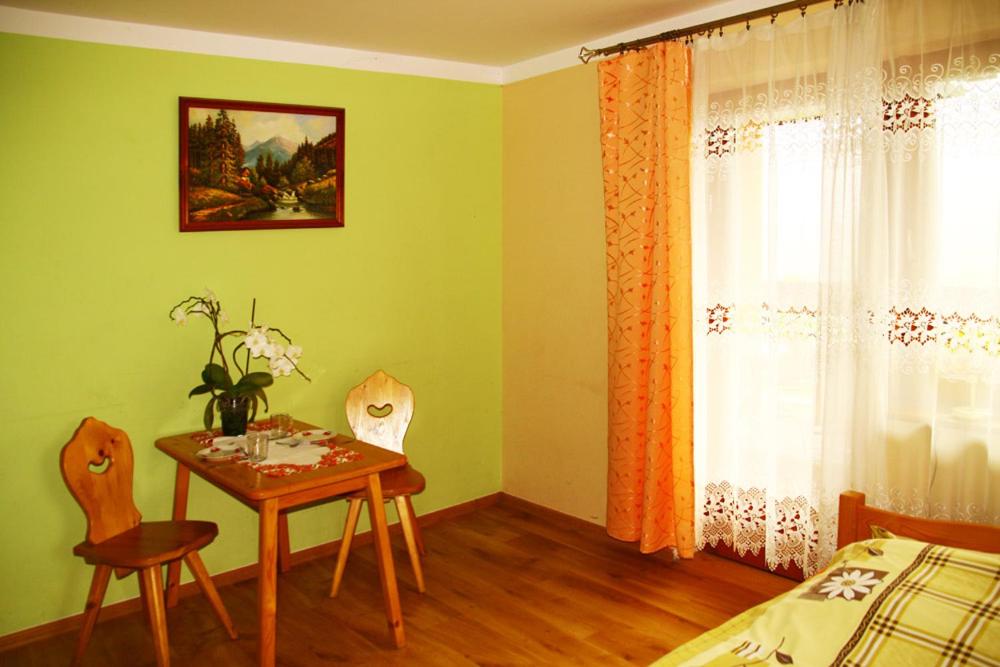 Family Studio photo 2