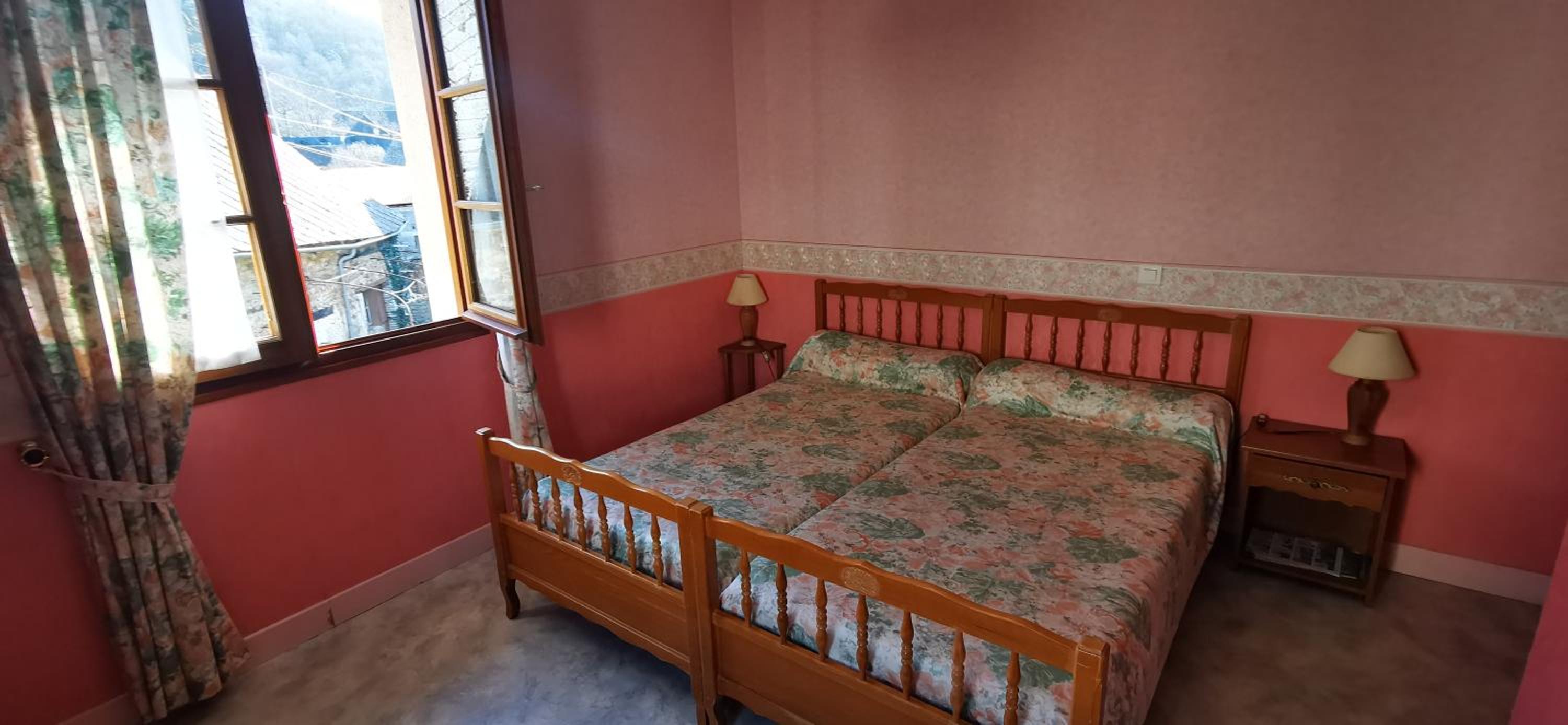 Twin Room with Garden View photo 3