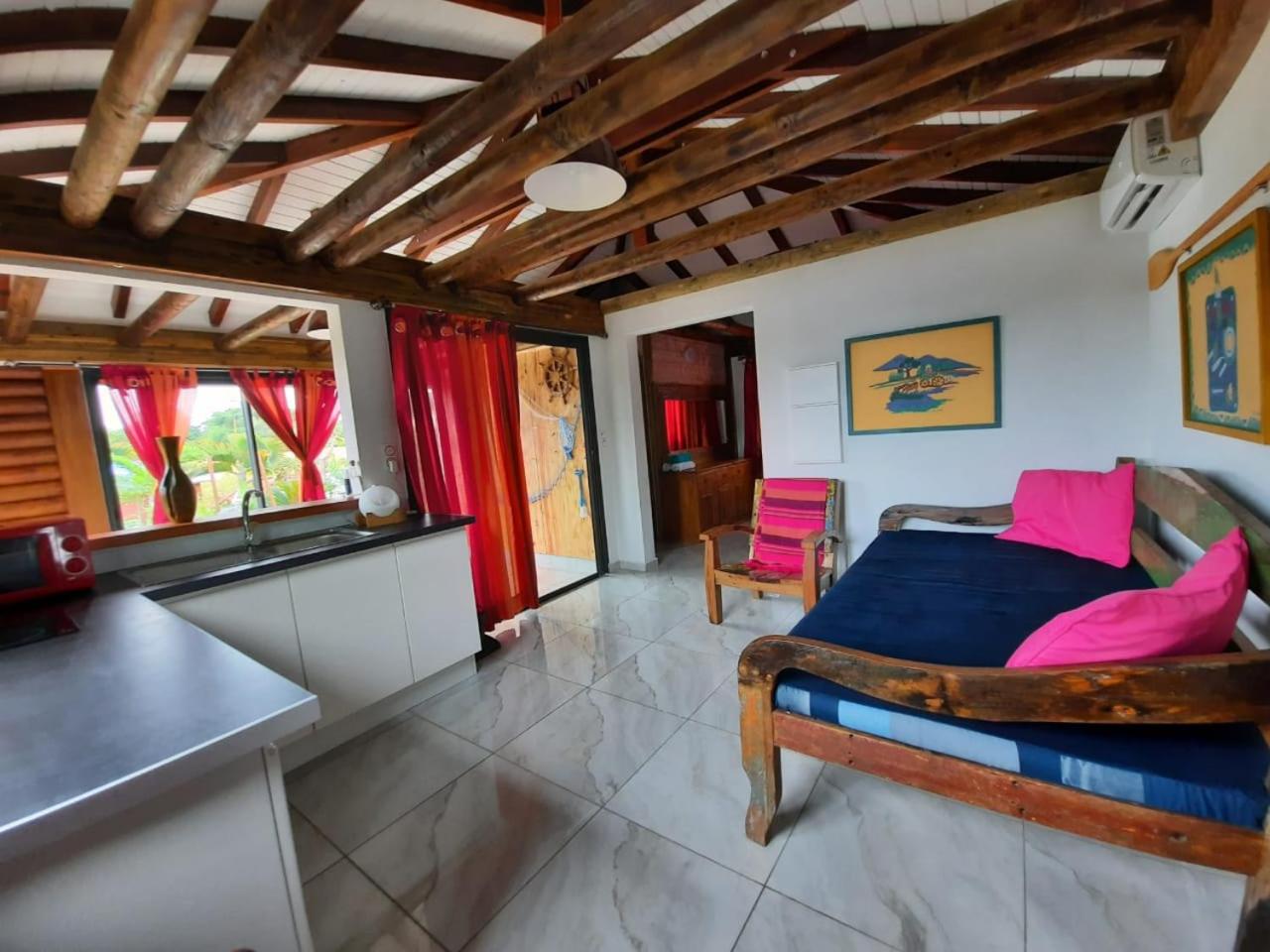 One-Bedroom House - Photo 5