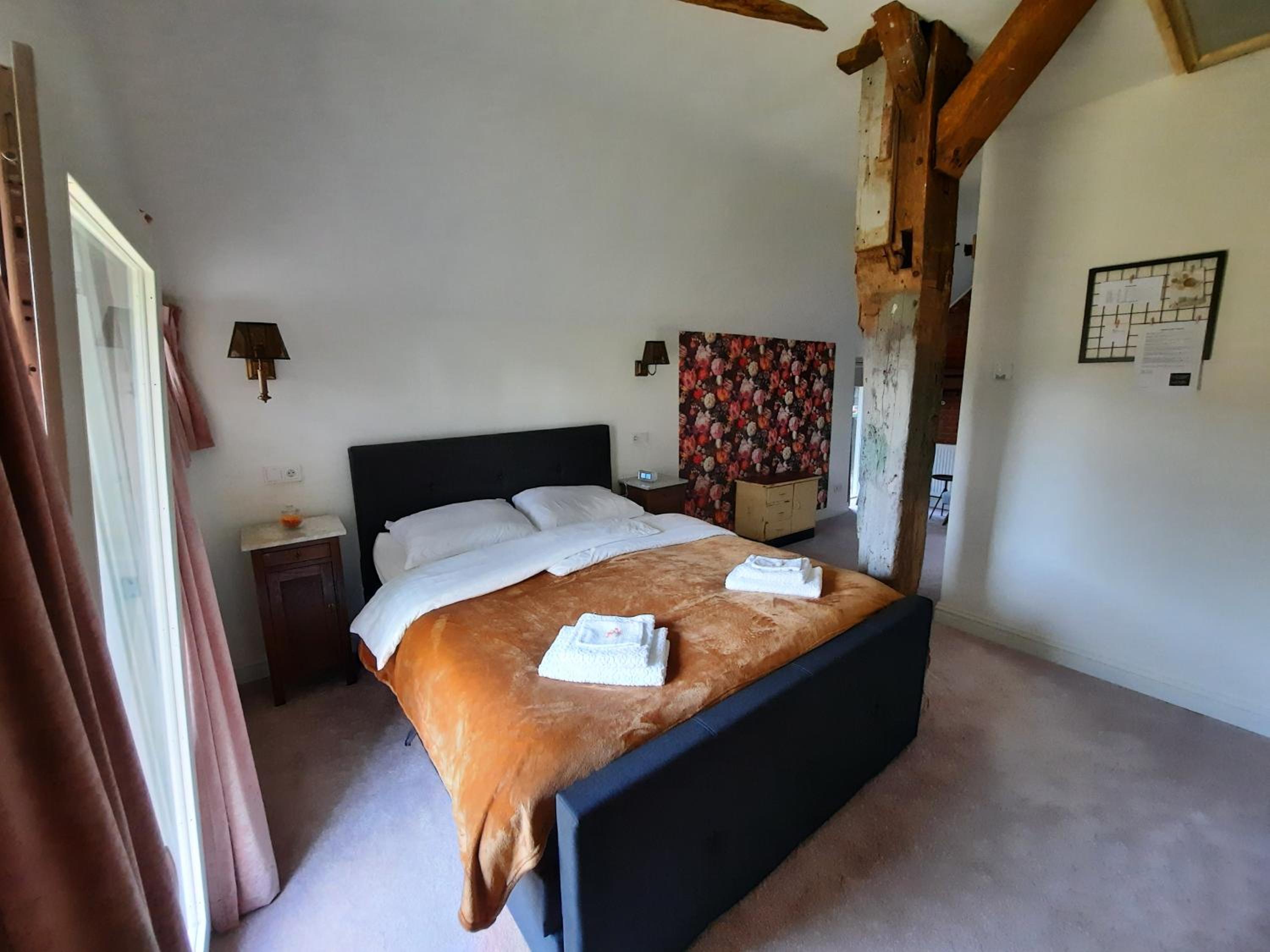 Deluxe Double Room With Shower photo 1
