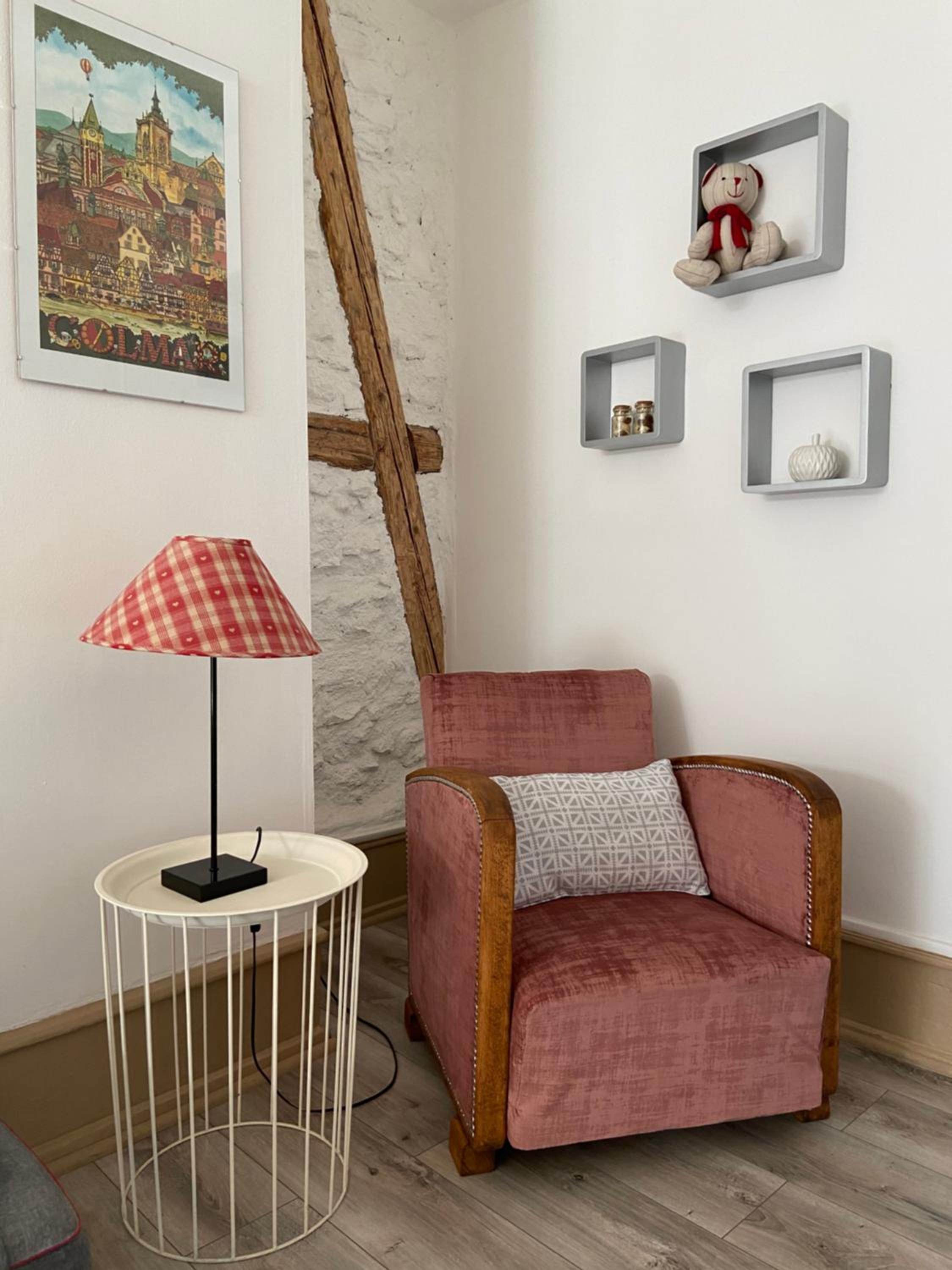 Apartment - Second Floor - Photo 16