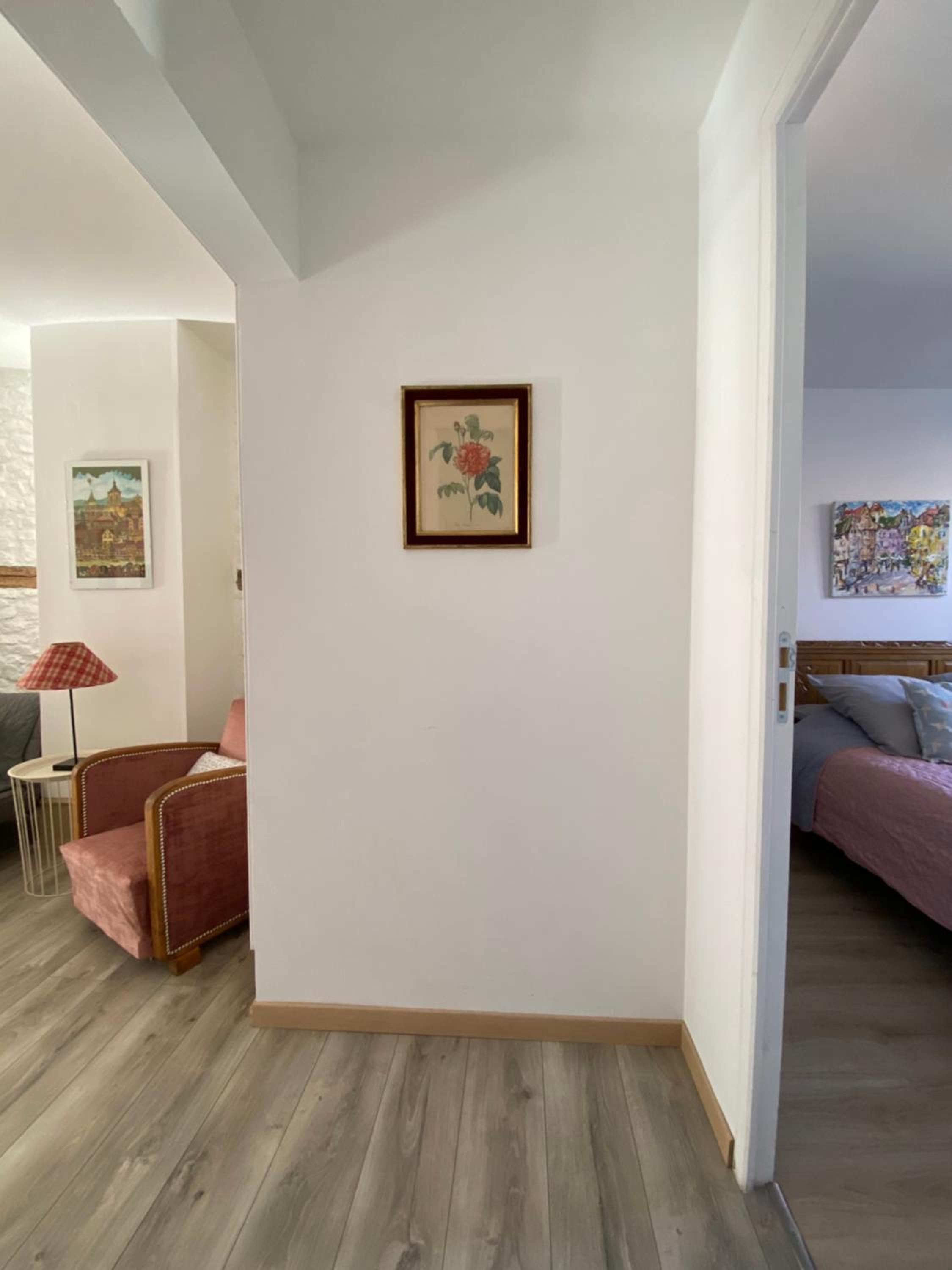 Apartment - Second Floor - Photo 14